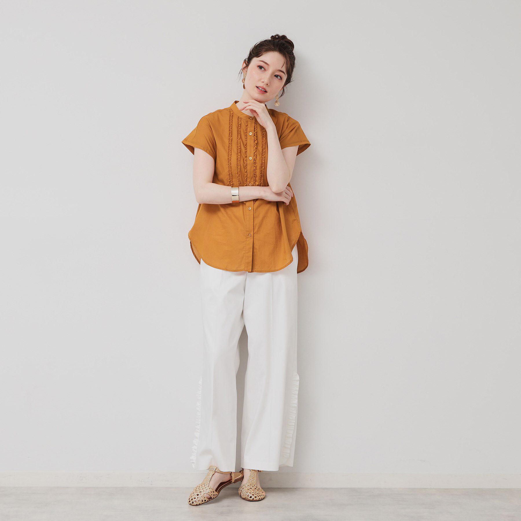 SunaUna「【コンパクトフリル／3色展開】フレンチスリーブブラウス」|シャツ・ブラウス|