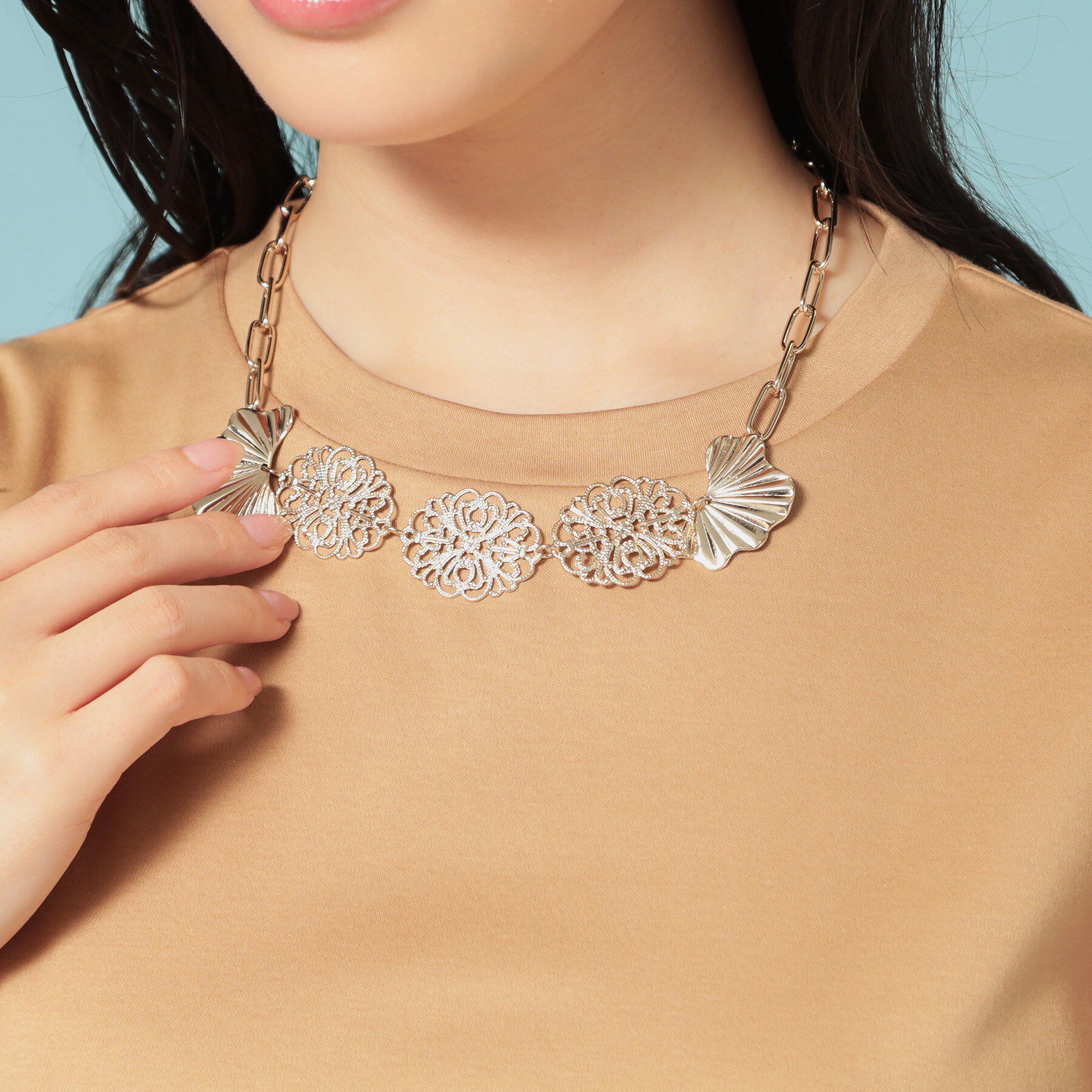 SunaUna「【透かし柄】フラワーモチーフネックレス」|ネックレス|