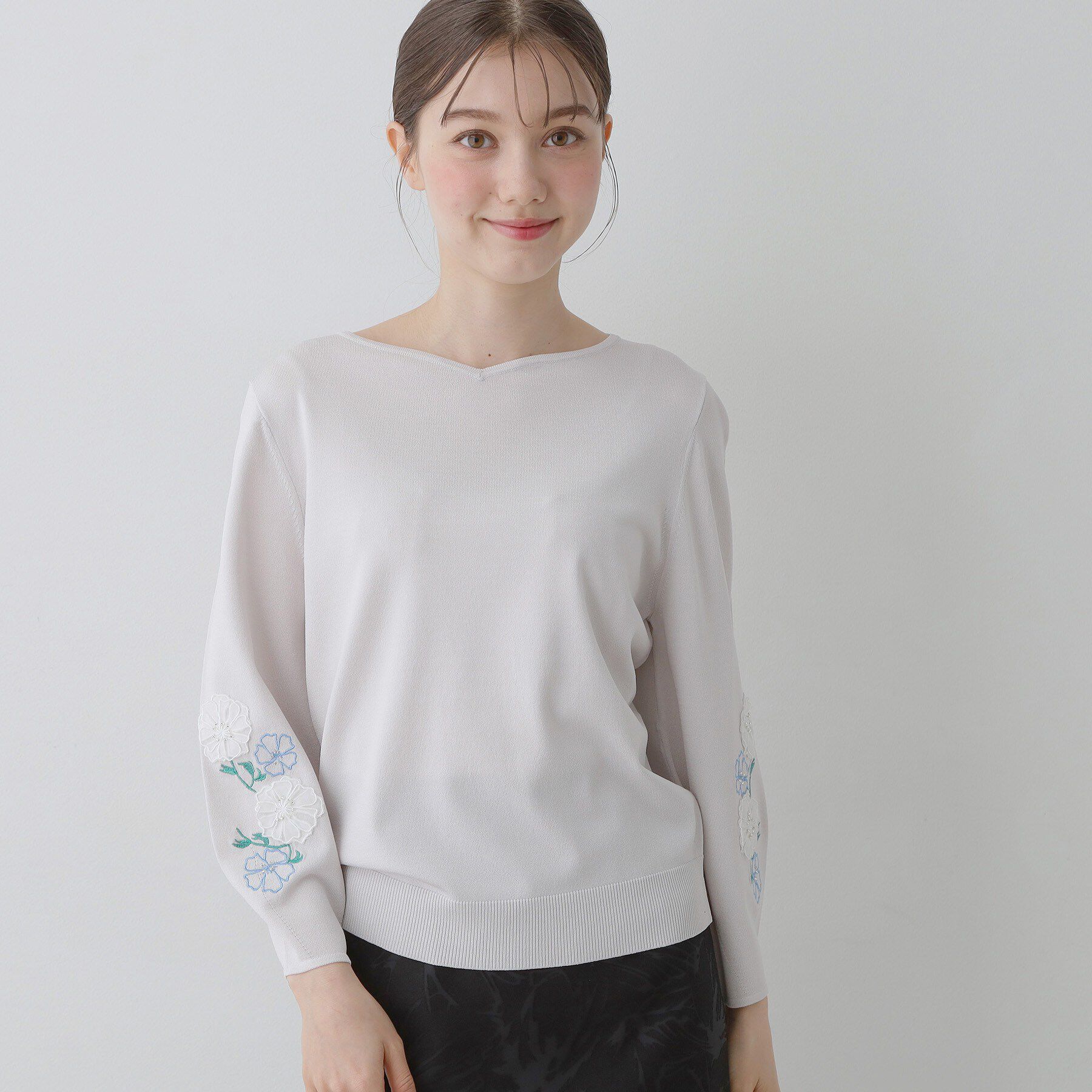 SunaUna「【SS～Lサイズ展開／フラワー刺繍】クラフトニット」|ニット・セーター|