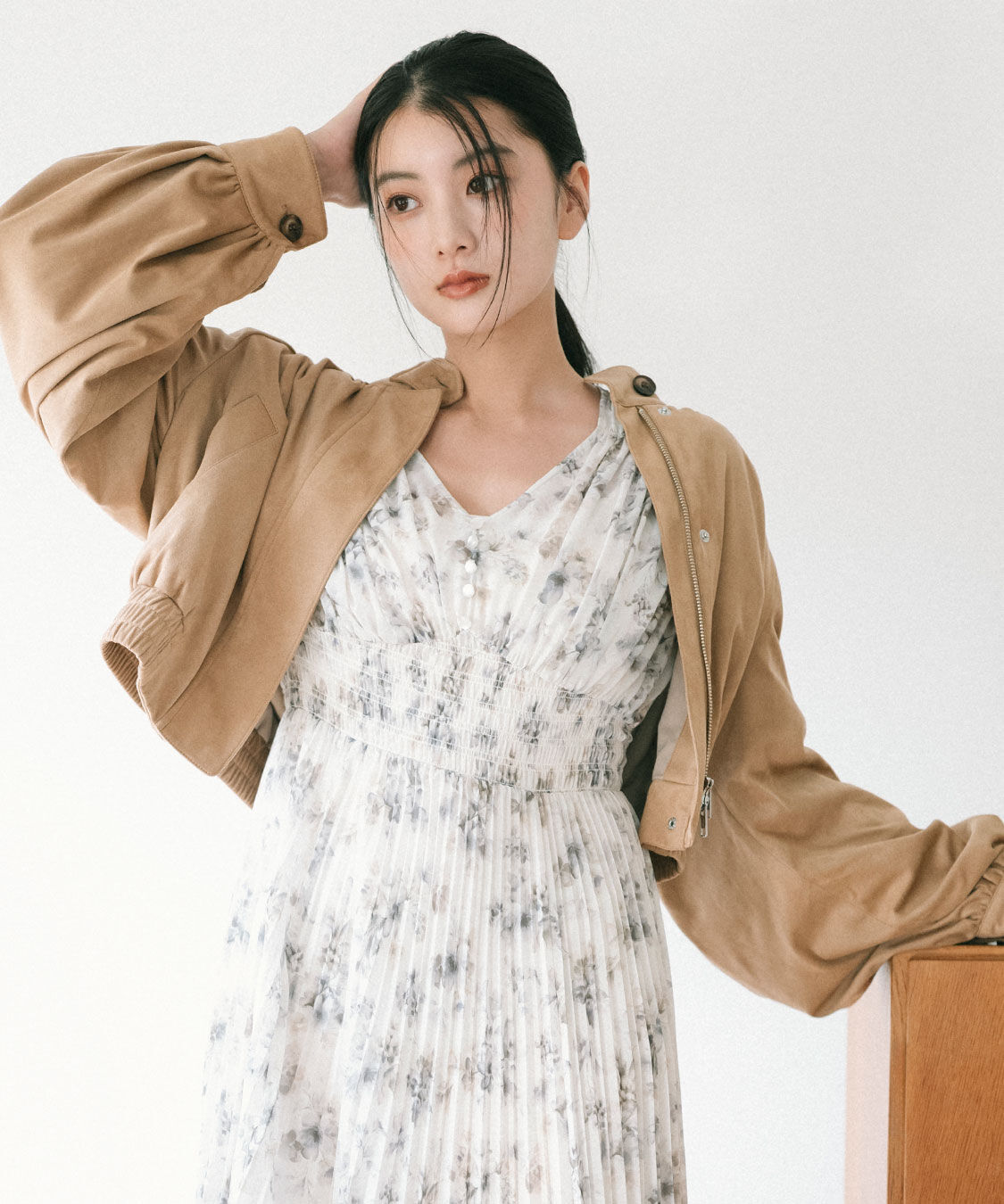 COCO DEAL「ギャザーボリュームスウェードブルゾン」|ブルゾン・スタジャン|ベージュ