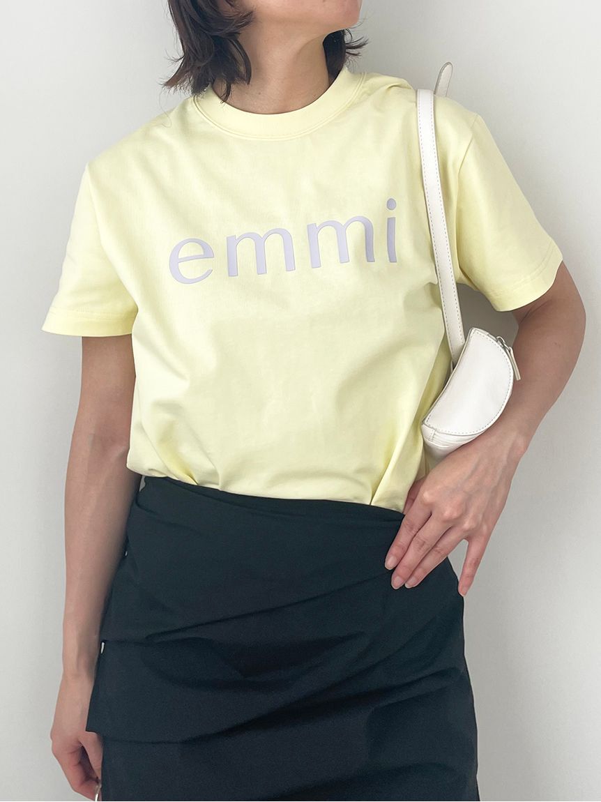 emmi atelier「【ONLINE限定カラーあり】eco emmiロゴTシャツ/UVカット」|Tシャツ・カットソー|YEL