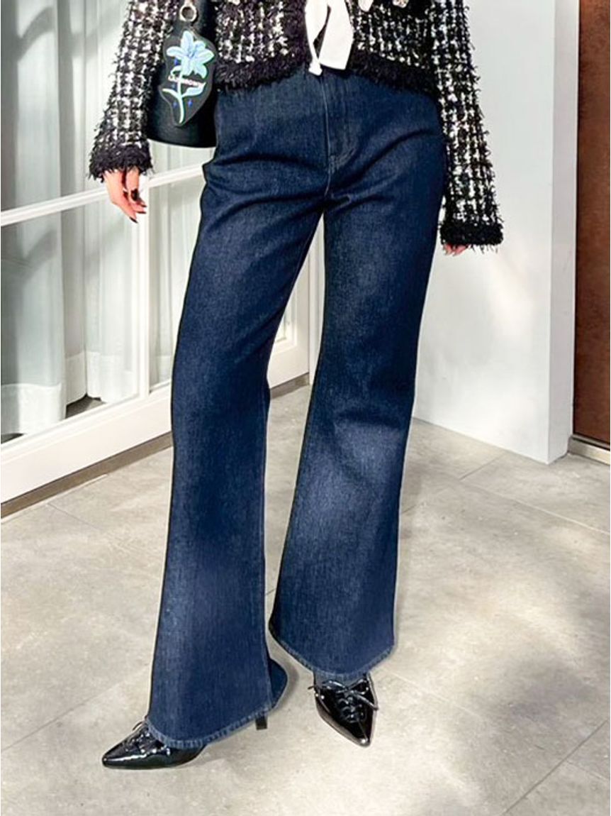 LILY BROWN「【WEB限定00サイズ】ストレッチセミフレアデニムパンツ」|デニム|