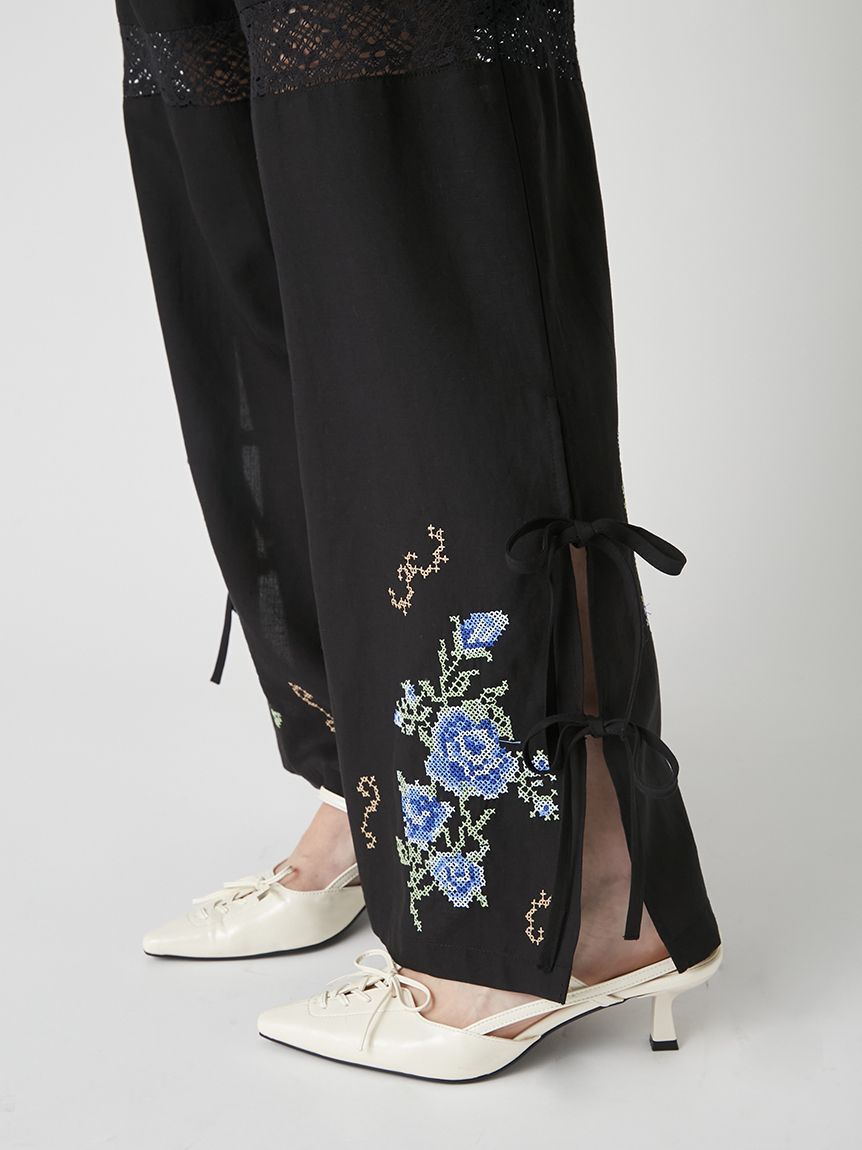 LILY BROWN「フラワークロスステッチリボンパンツ」|チノ|