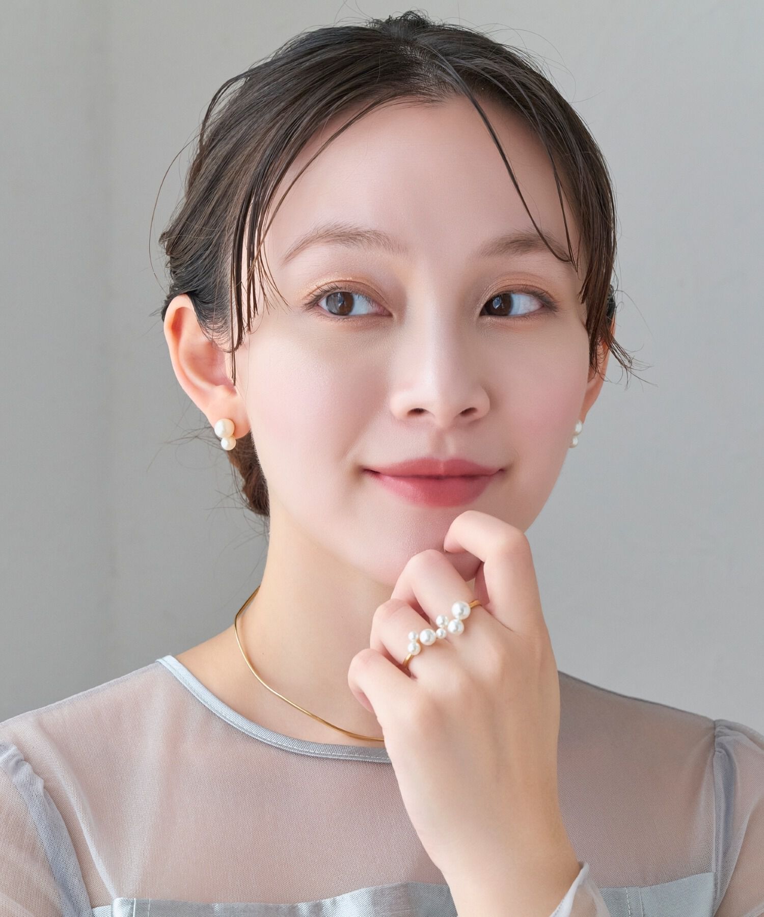 Phoebe「【金属アレルギー対応】ツインパールセラミックピアス」|ピアス|