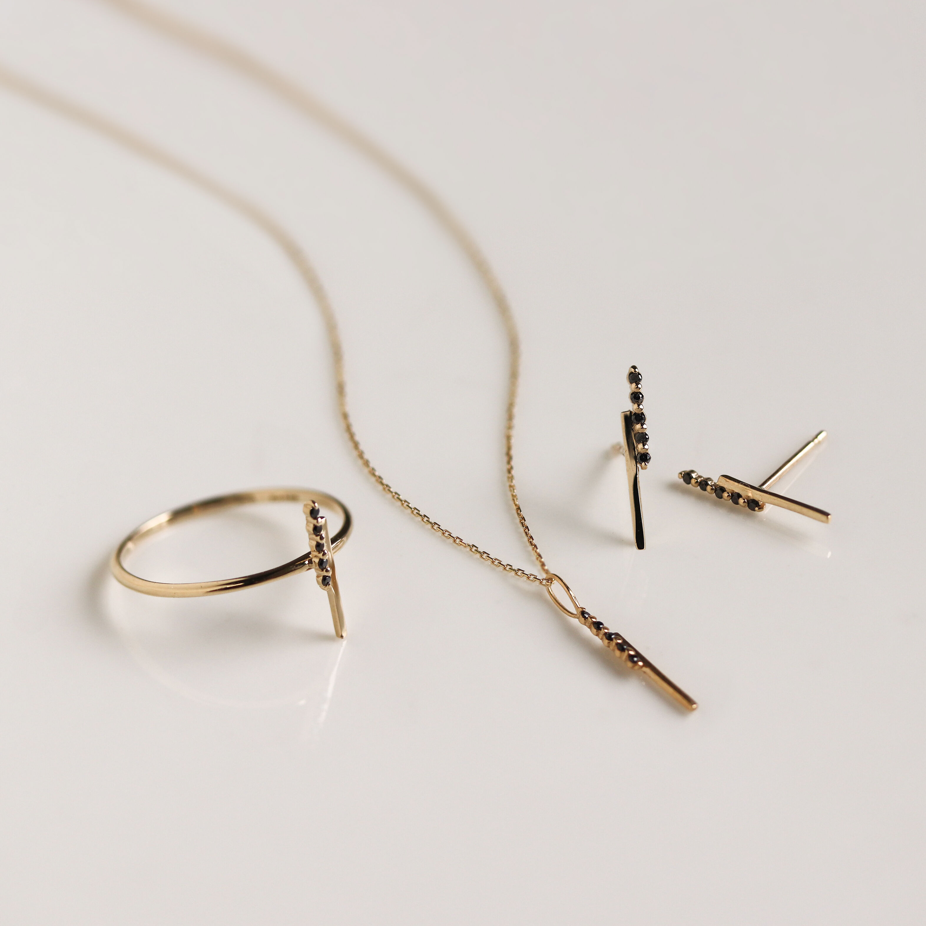  「ブラックダイヤモンド リング | K10YG」|リング|