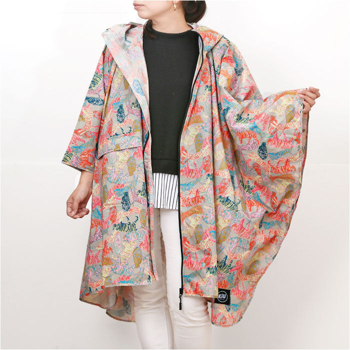 BACKYARD FAMILY「kiu キウ レインコート ポンチョ 通販 ポンチョスリーブ レインポンチョ 雨具 雨合羽 かっぱ」|レインコート|