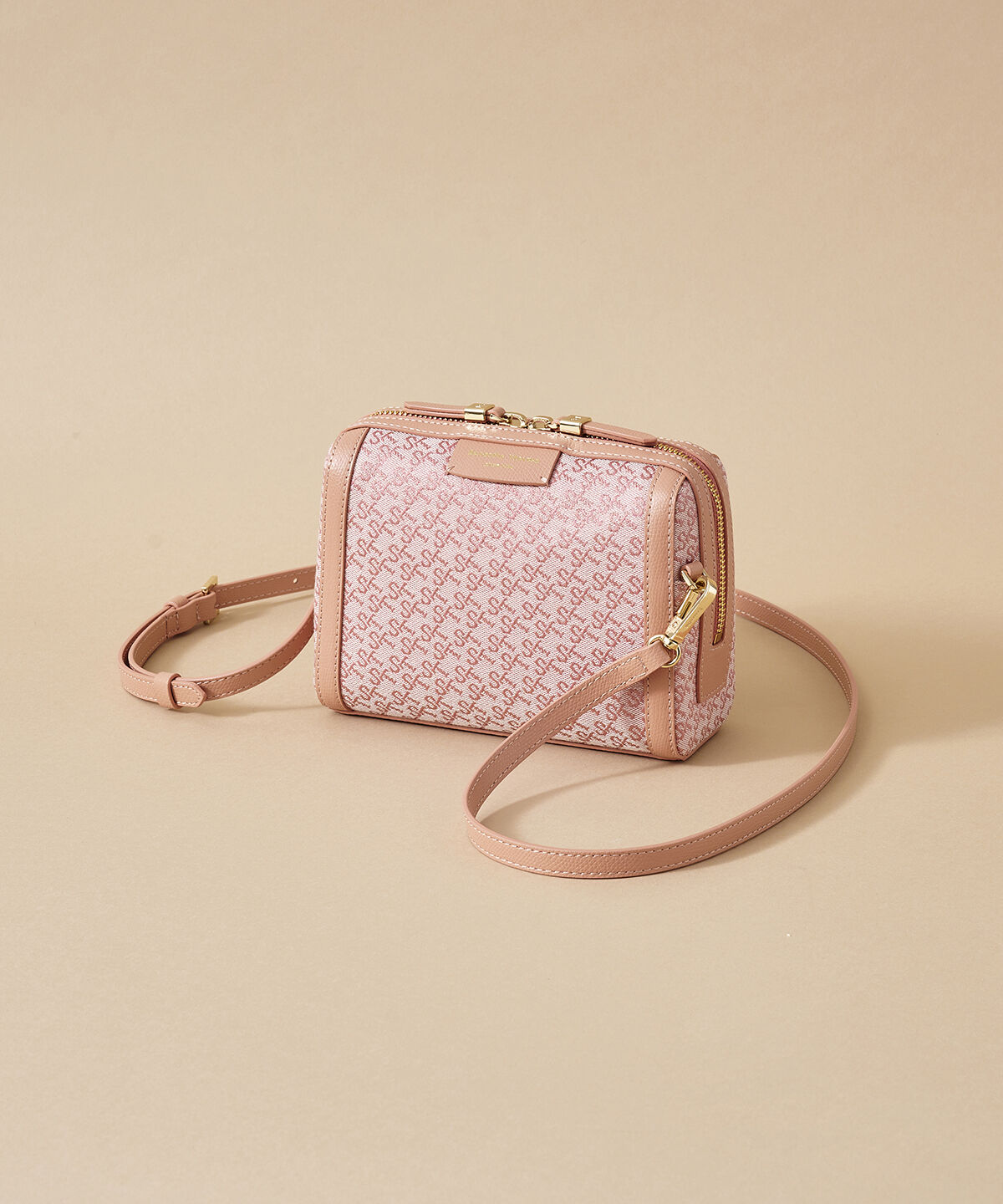 Samantha Thavasa「ST Jacquard ポシェットカレ」|ショルダー・メッセンジャー|