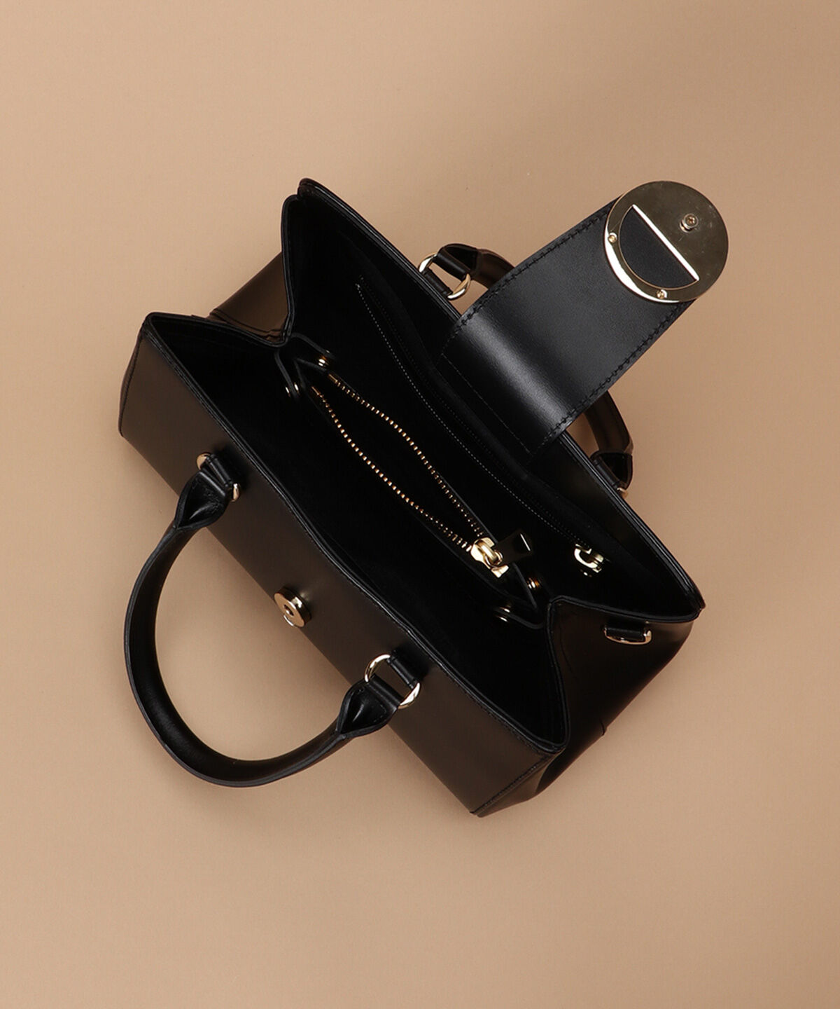 Samantha Thavasa「ベルトモチーフ レザーハンドバッグ」|ハンドバッグ|