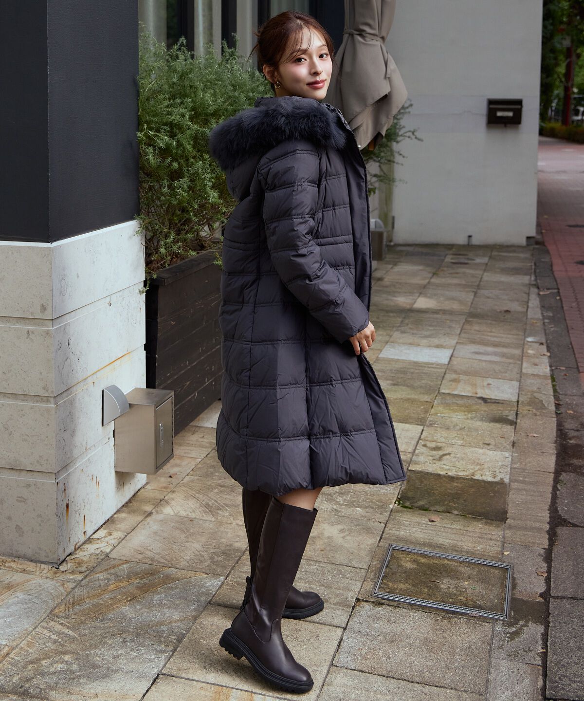 アンドクチュール「FOXファー付きプレミアムミドルロングダウン」|ダウン|