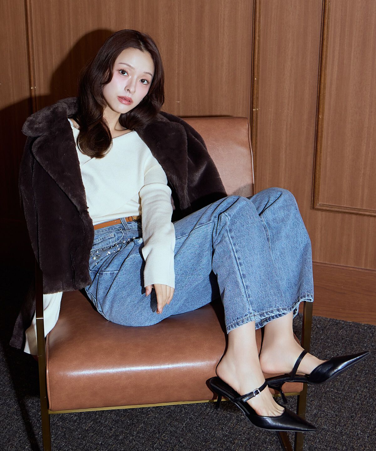 アンドクチュール「クロスネックプルオーバー」|ニット・セーター|