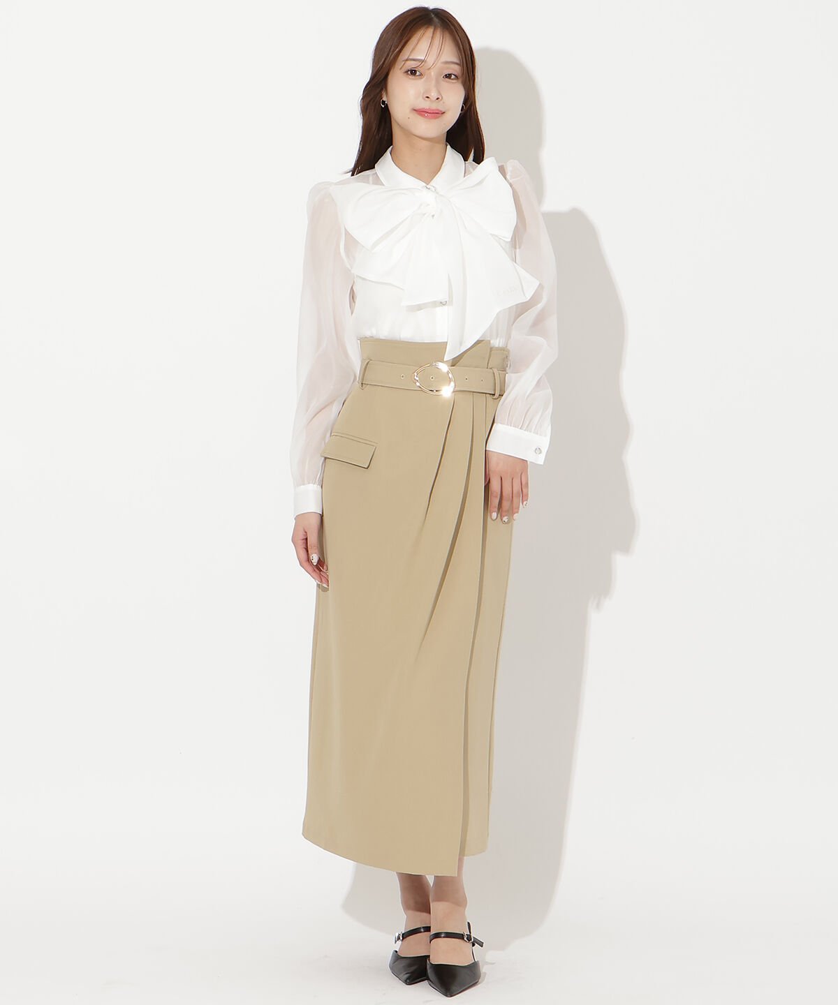 アンドクチュール「タックストレートスカート」|タイト|