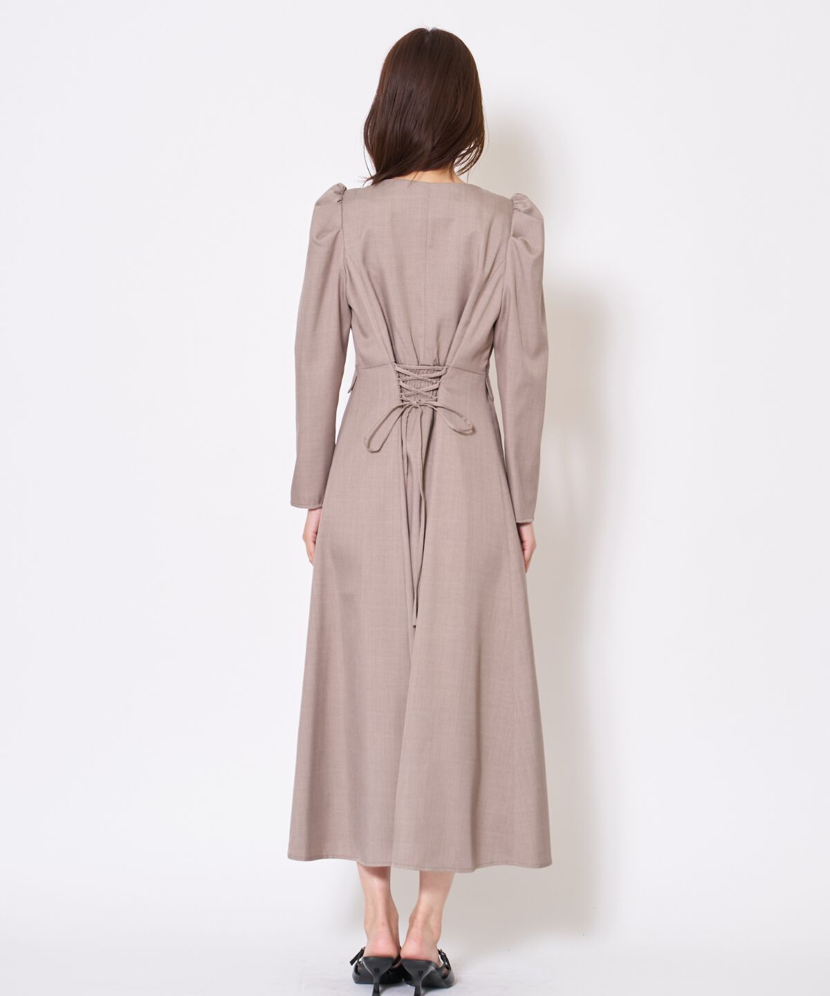 アンドクチュール「Vネックパフスリーブワンピース」|ワンピース|