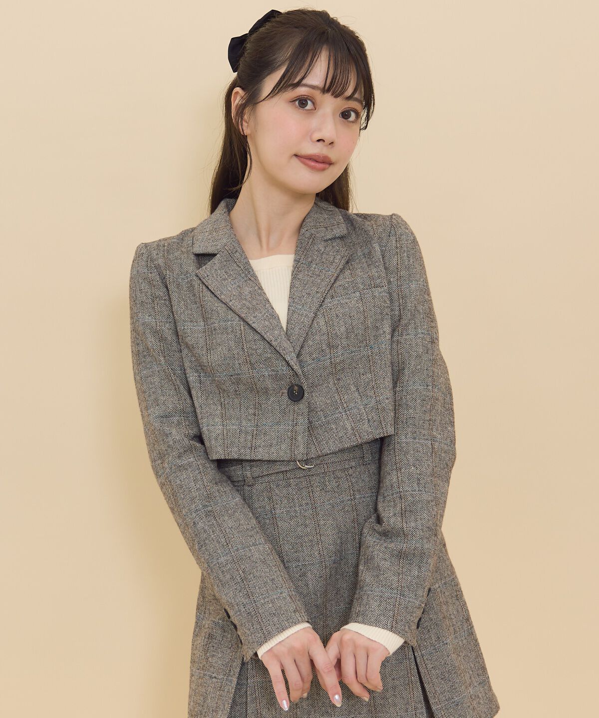 REDYAZEL「ヘリンボーンチェックテーラーショートジャケット」|テーラードジャケット|ベージュ
