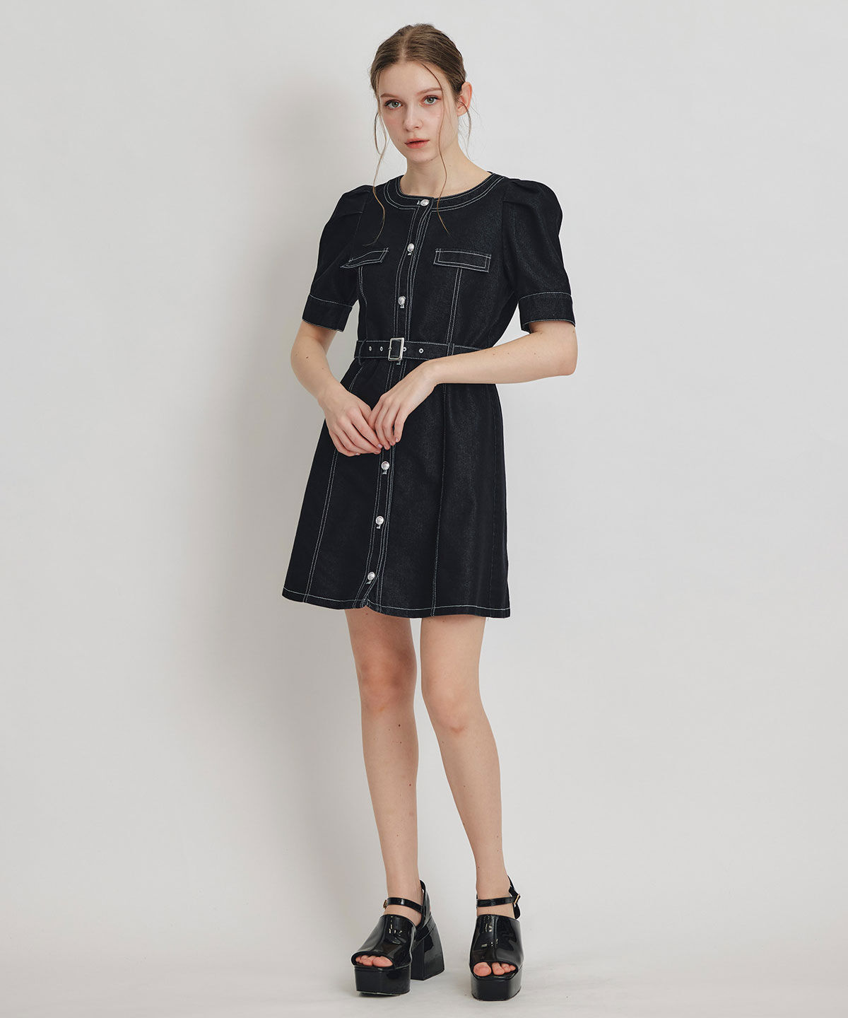 REDYAZEL「バイカラーステッチノーカラーデニムフレアミニワンピース」|ワンピース|