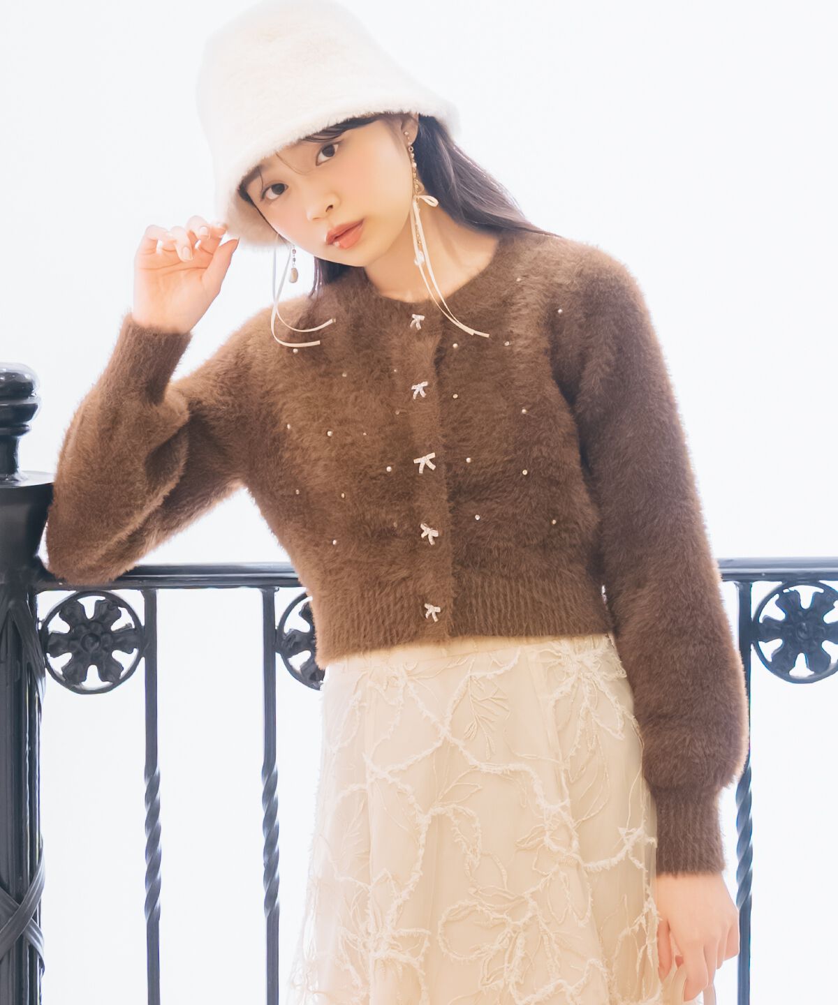 WILLSELECTION「パール＆ビジューフェザーカーディガン」|カーディガン|ﾀﾞｰｸﾌﾞﾗｳﾝ