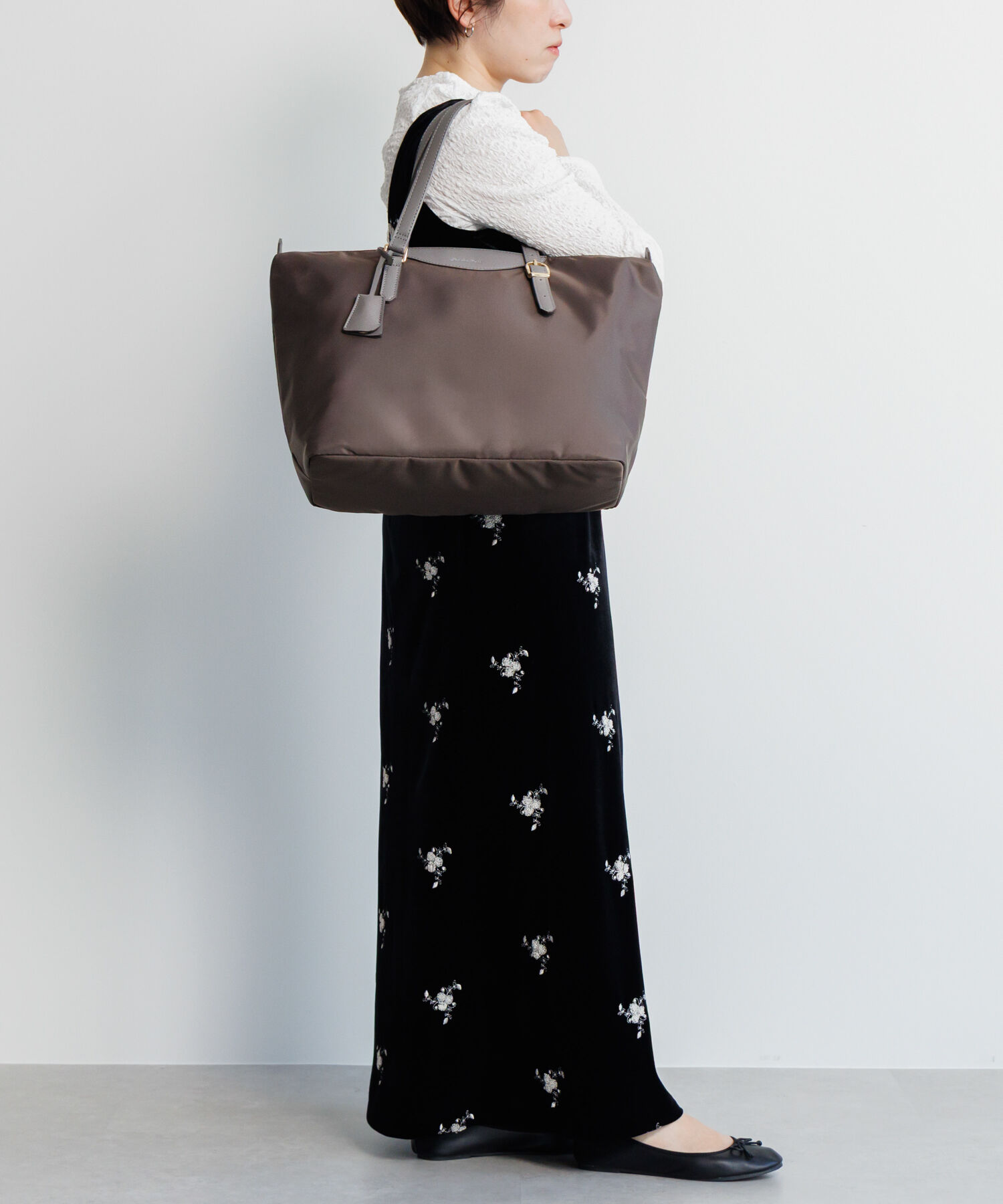  「Jewelna Rose ラヴィーナ フォールディングトートバッグ A4サイズ 16291」|トートバッグ|