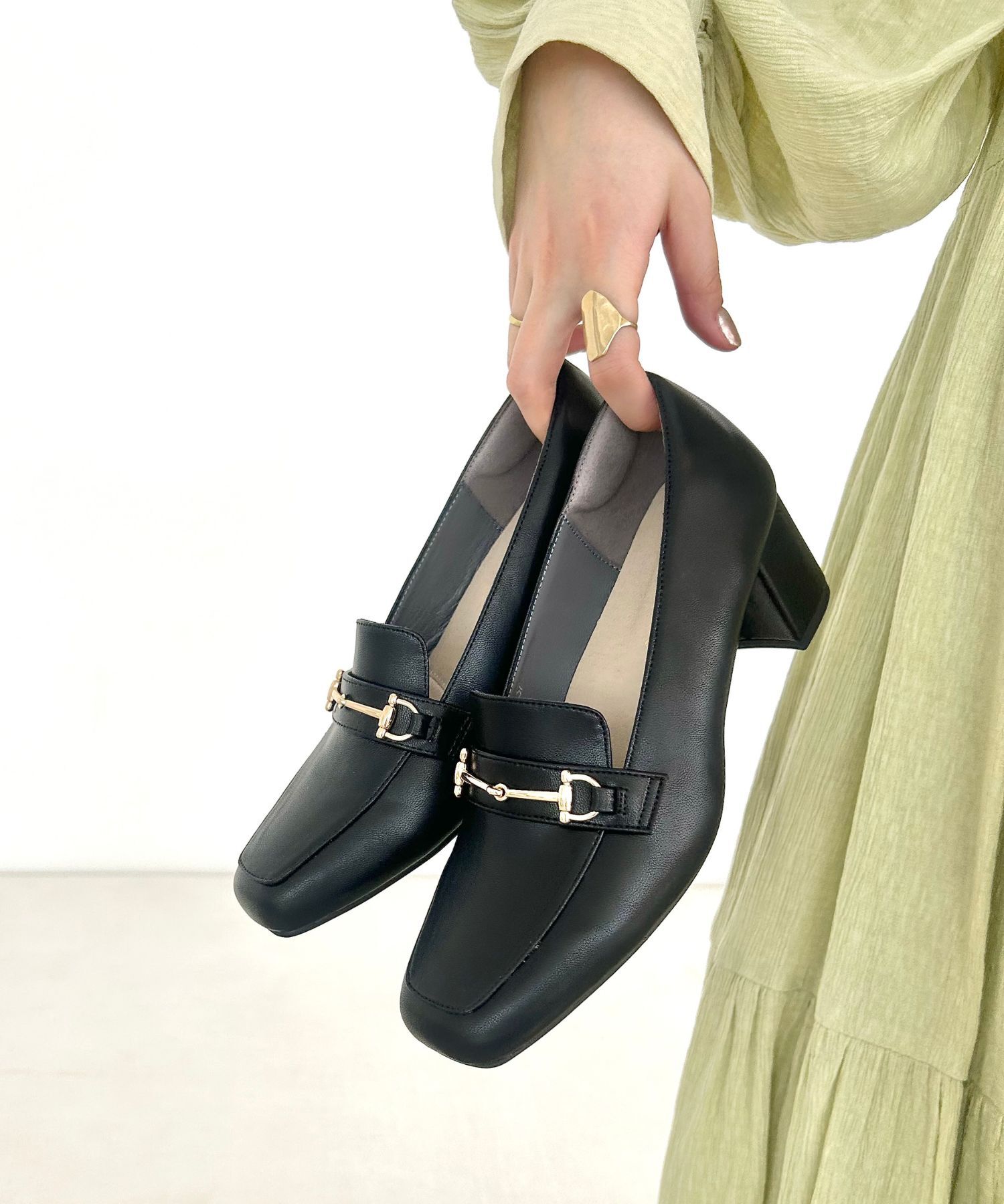 ORiental TRaffic「【跳べるパンプス/シリーズ累計１５０万足突破 】ビット ヒールローファー /R-3214 厚手クッション」|パンプス|BLACK