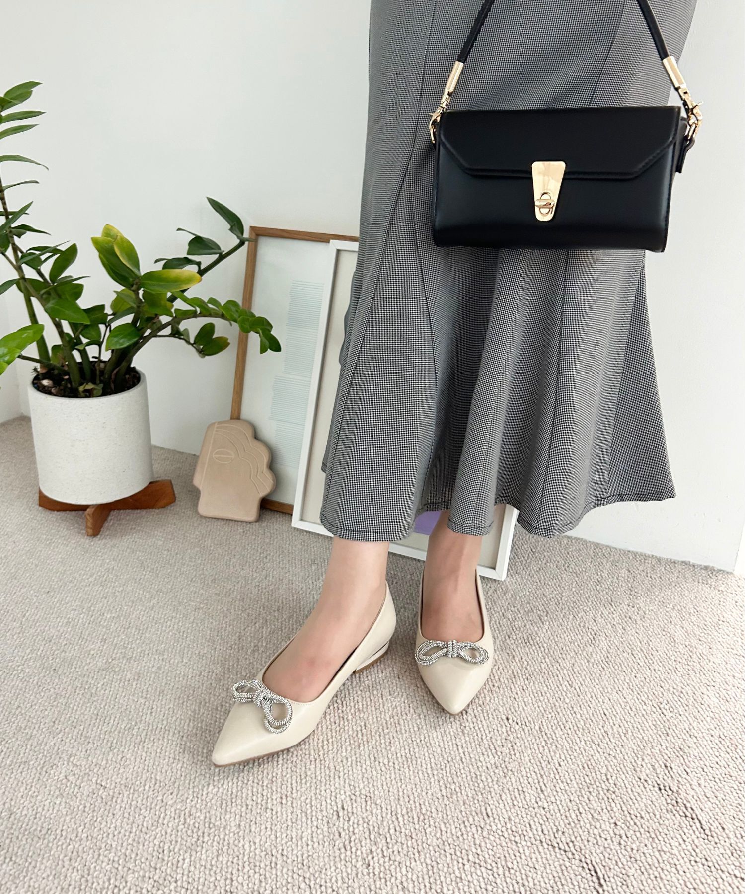 ORiental TRaffic「【トレンド】ビジューリボンフラットパンプス/41310 人気 トレンド パンプス 売れてる 上品」|パンプス|