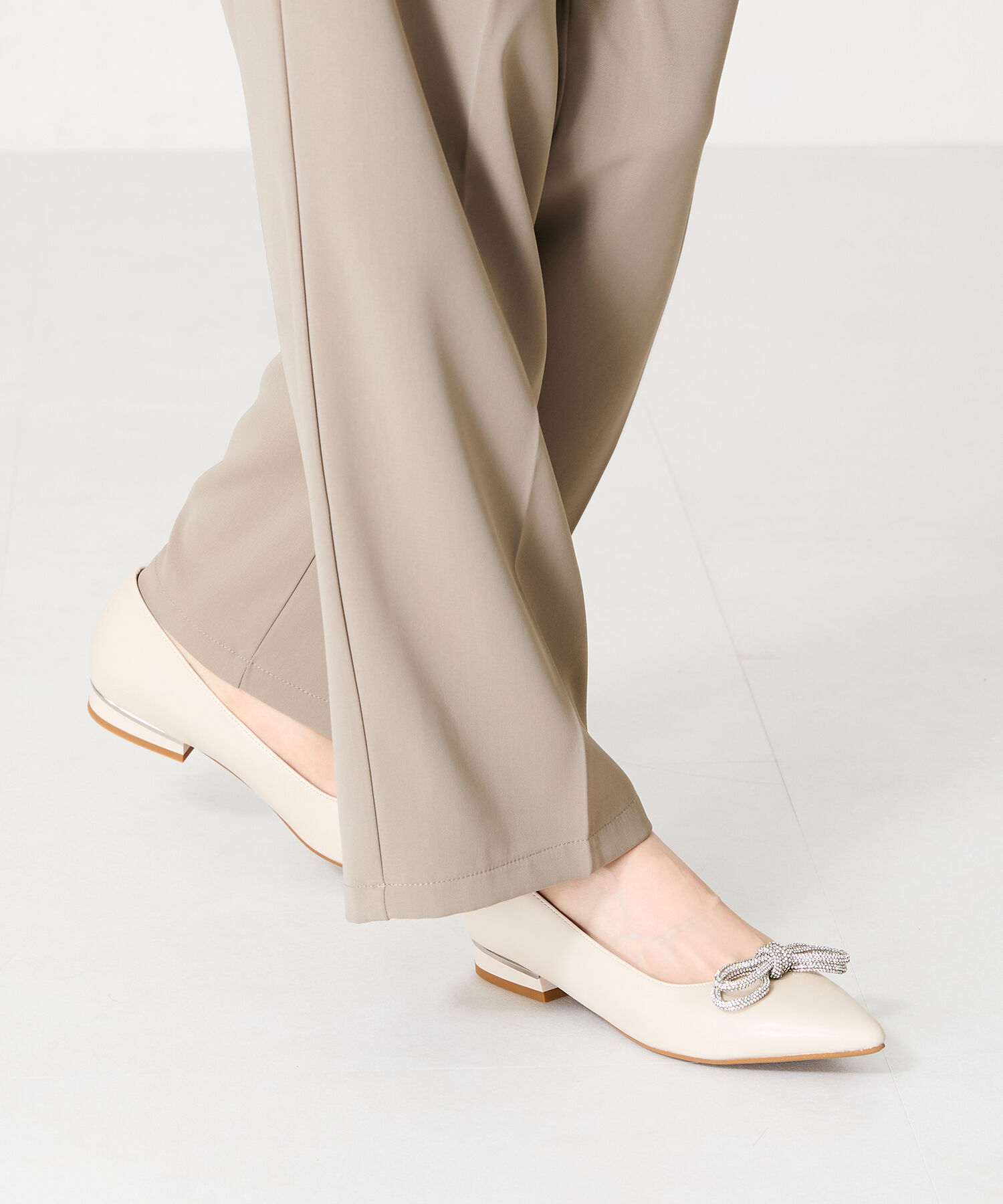 ORiental TRaffic「【トレンド】ビジューリボンフラットパンプス/41310 人気 トレンド パンプス 売れてる 上品」|パンプス|