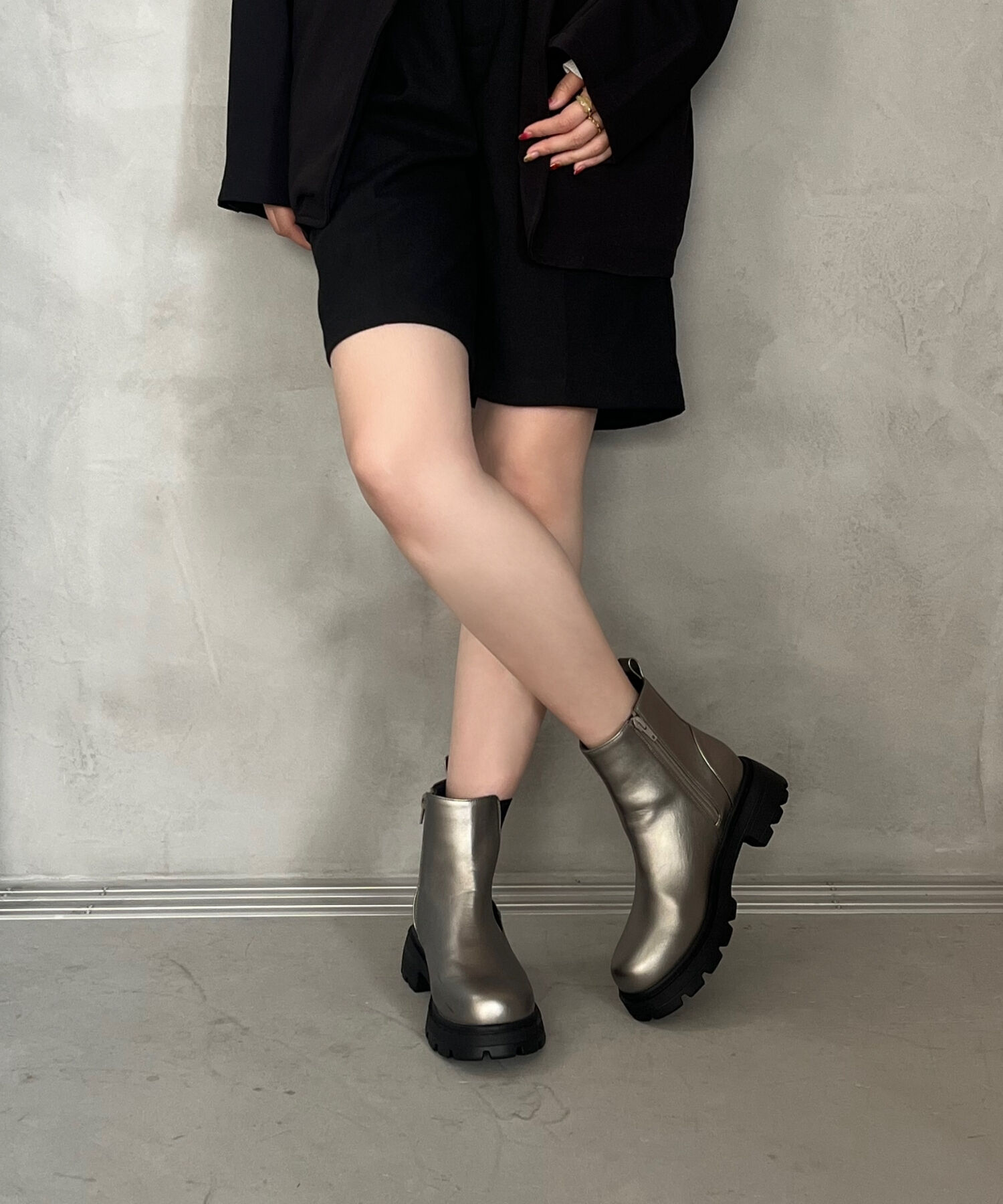 ORiental TRaffic「タンクソール サイドゴア ショートブーツ /41414 軽い ファスナー付き」|ショートブーツ|GUNMETAL