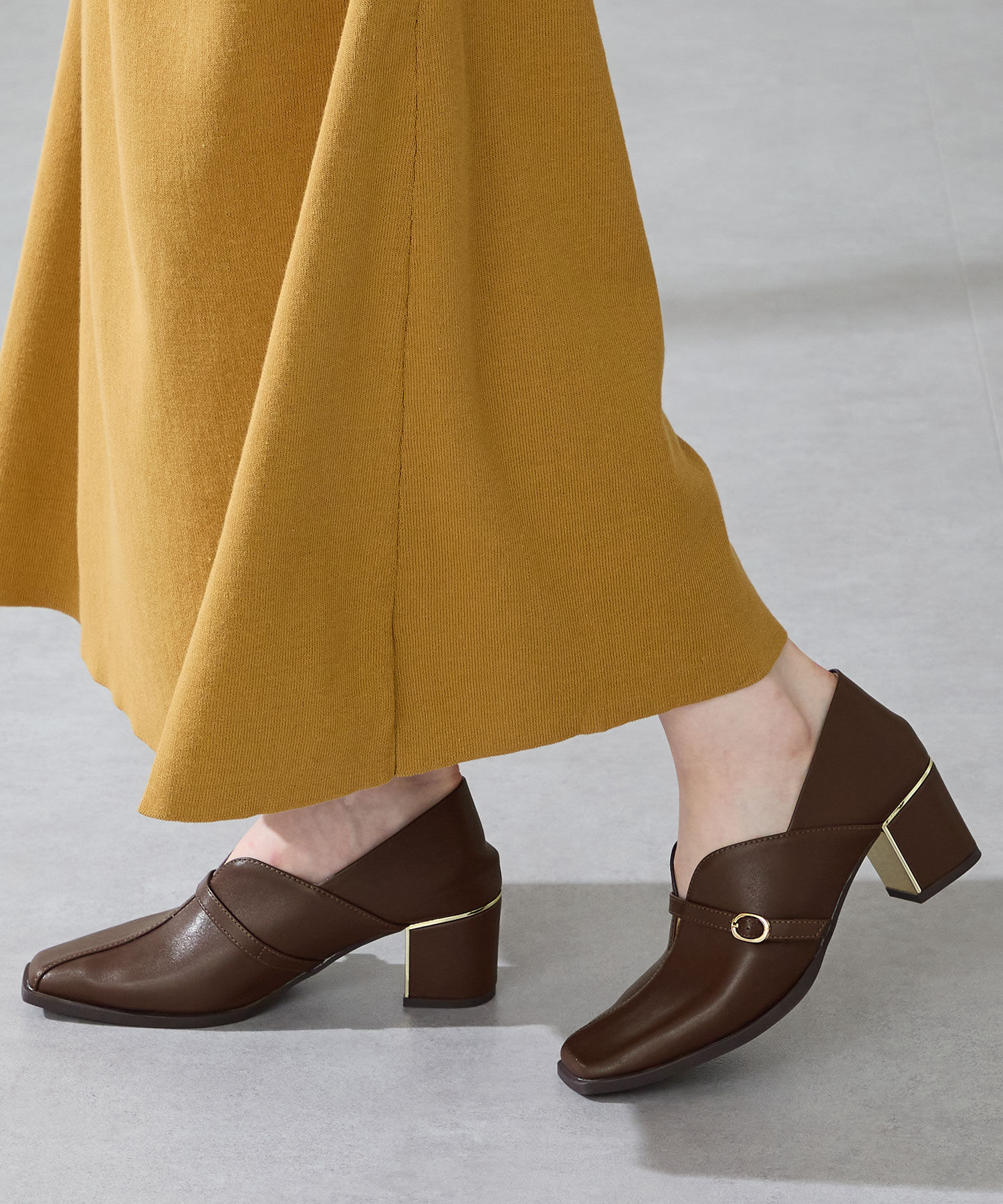 ORiental TRaffic「スリットデザイン甲深パンプス/51317」|パンプス|BROWN