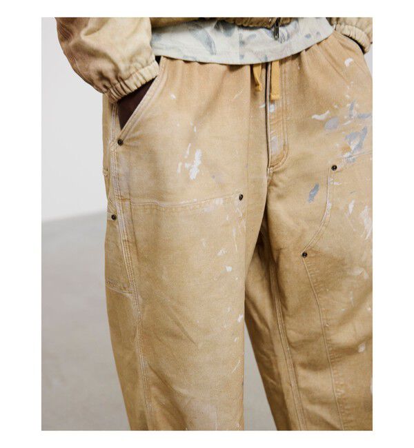 BEAMS「モック プリント ダブルニー スウェットパンツ」|チノ|FADE_BEIGE