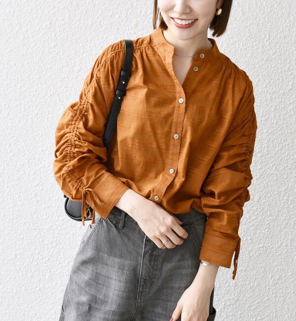 SHIPS any「SHIPS any: シアー ジャカード シャーリング バンドカラー シャツ」|シャツ・ブラウス|キャメル