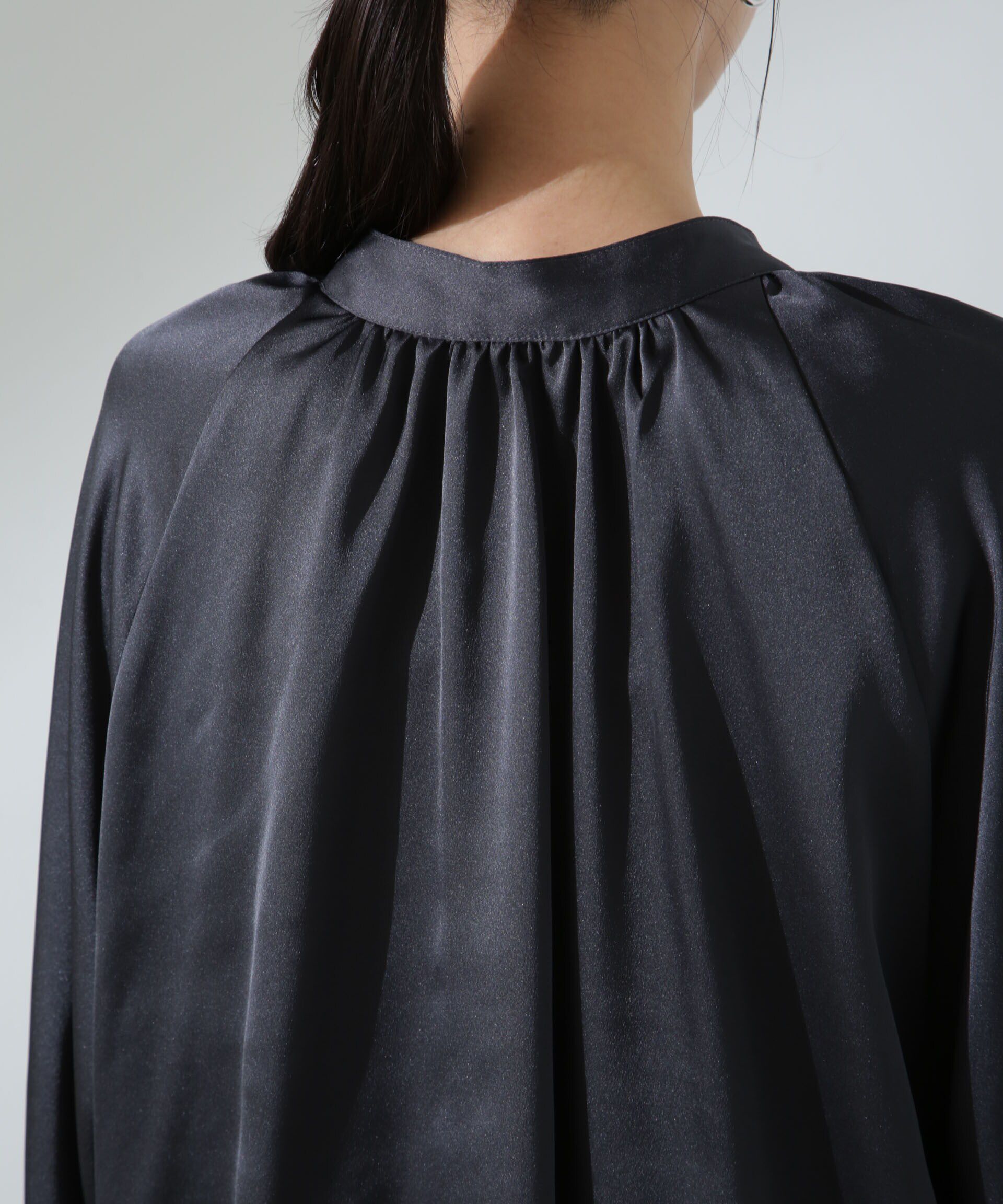nano･universe「前後2WAYサテンドルマンギャザーブラウス（セットアップ可）」|シャツ・ブラウス|