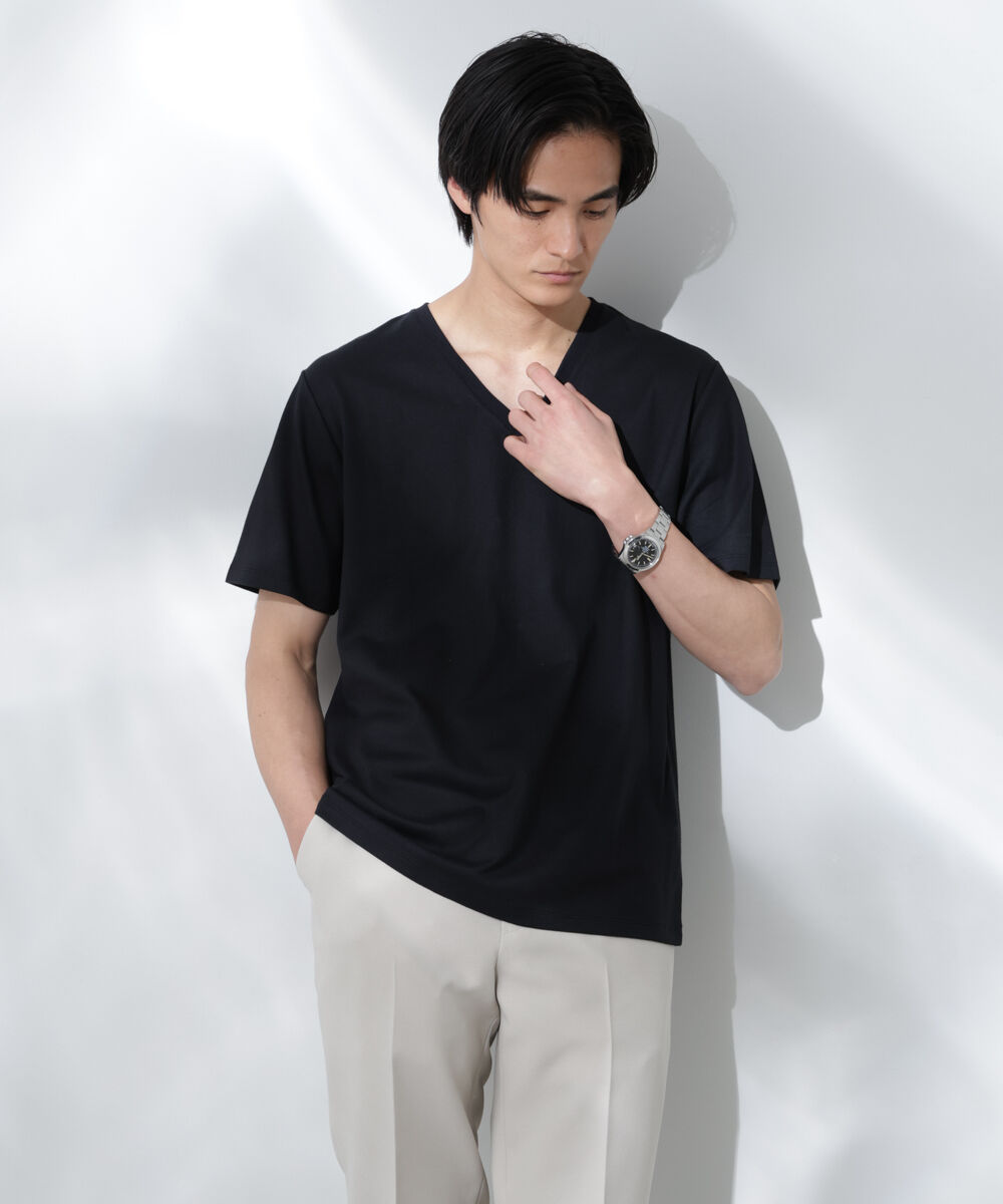 nano･universe「WEB限定/Anti Soaked(R) 汗染み防止 Vネック レギュラーシルエットTシャツ」|Tシャツ・カットソー|