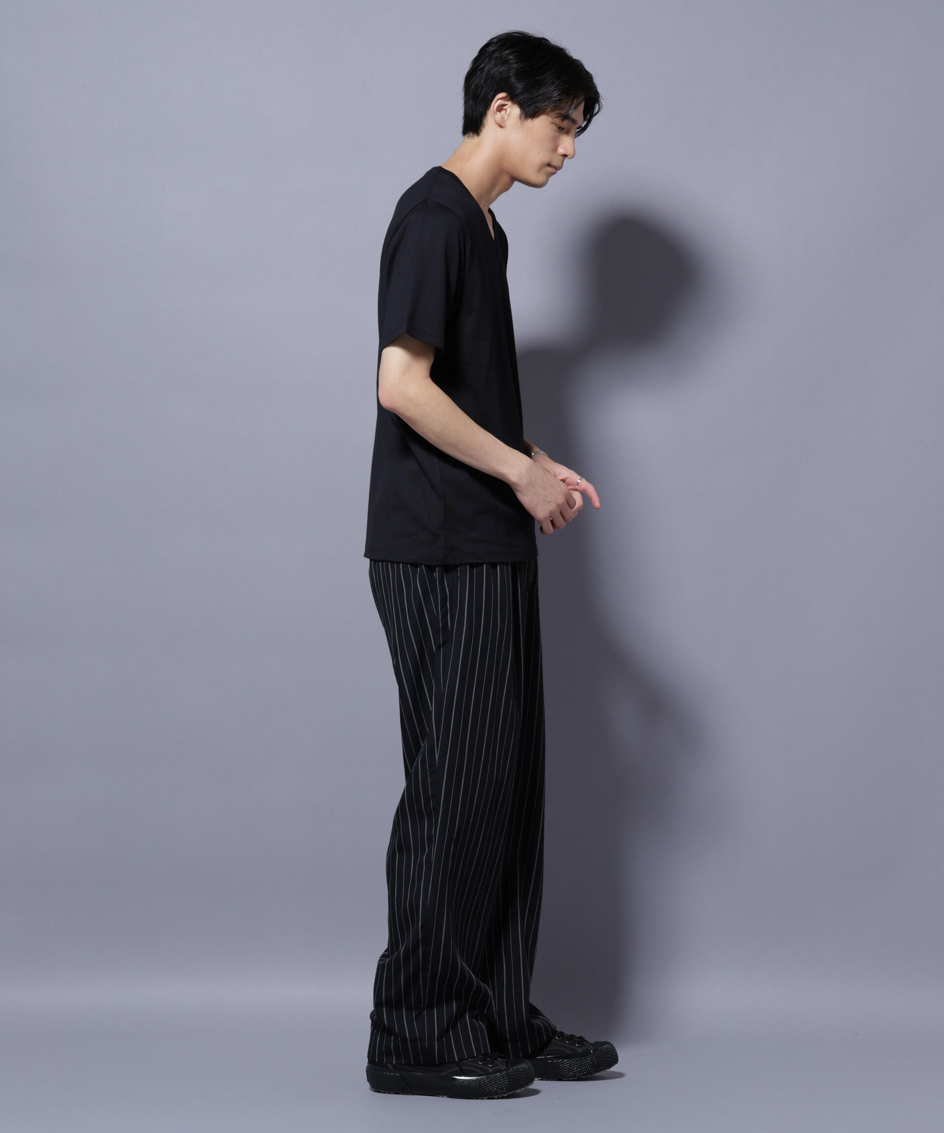 nano･universe「WEB限定/Anti Soaked(R) 汗染み防止 Vネック レギュラーシルエットTシャツ」|Tシャツ・カットソー|