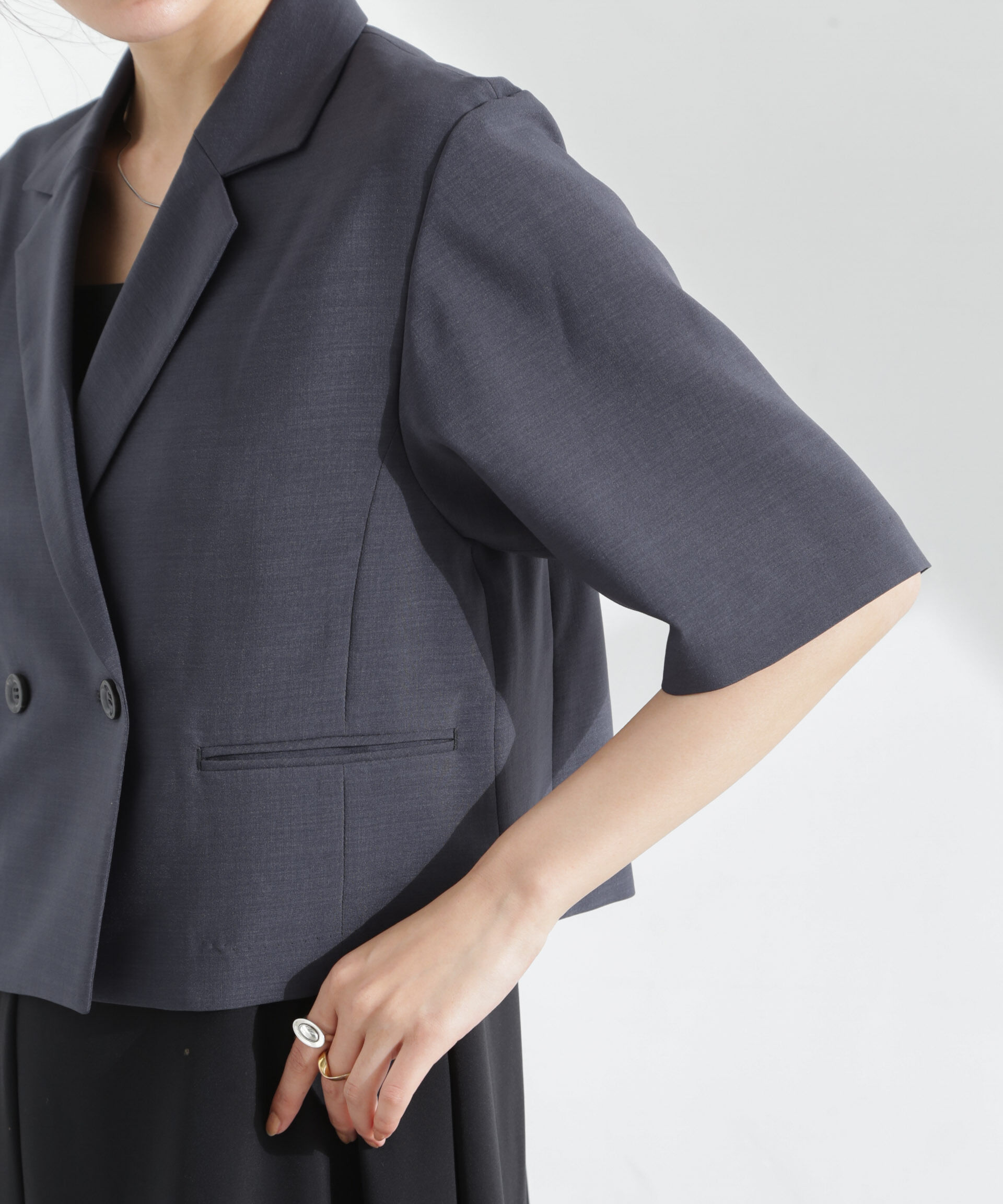 nano･universe「メランジドライ 半袖ショートダブルジャケット(セットアップ可)」|テーラードジャケット|