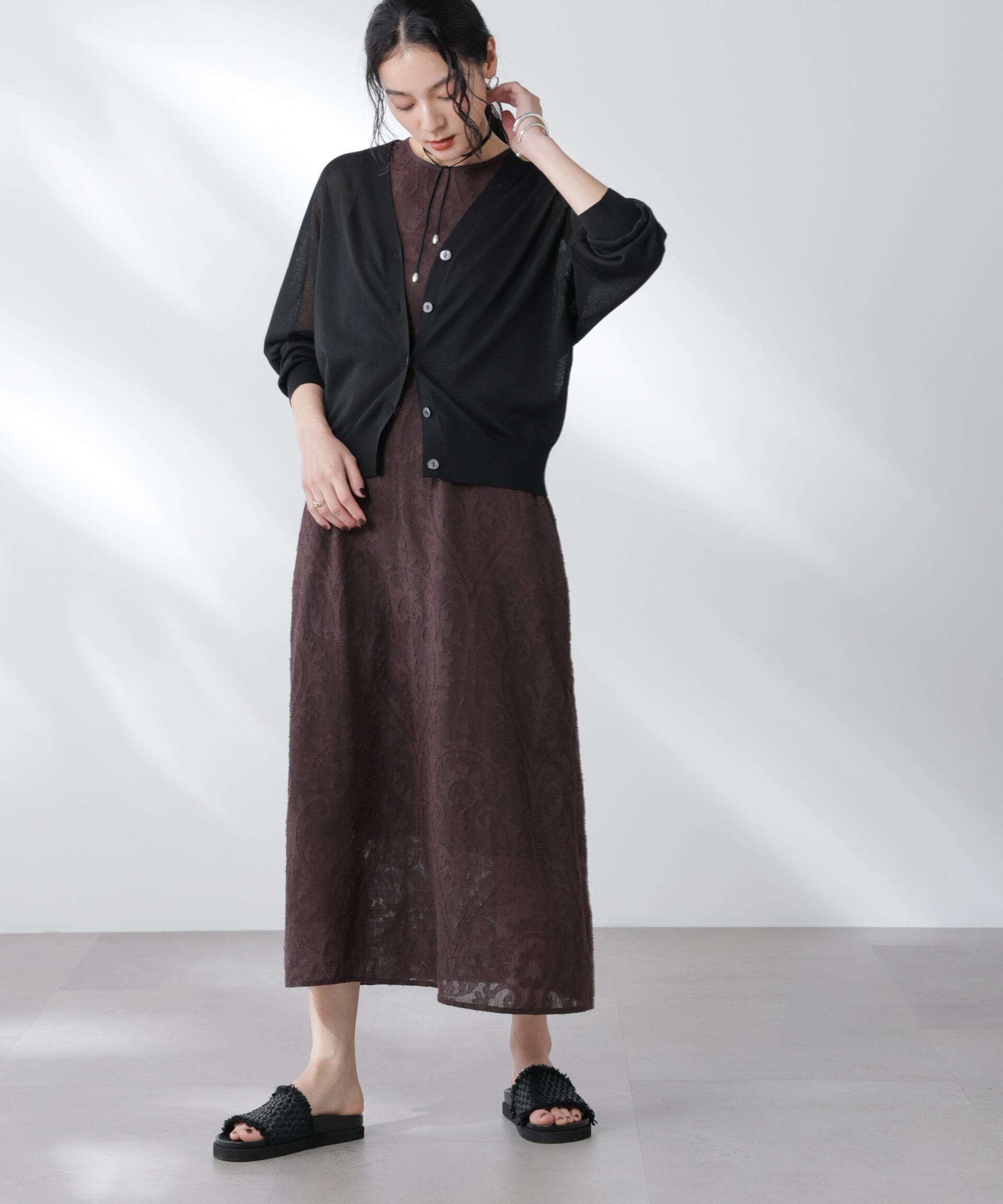 nano･universe「コットンスパークシアーＶネックカーディガン」|ニット・セーター|