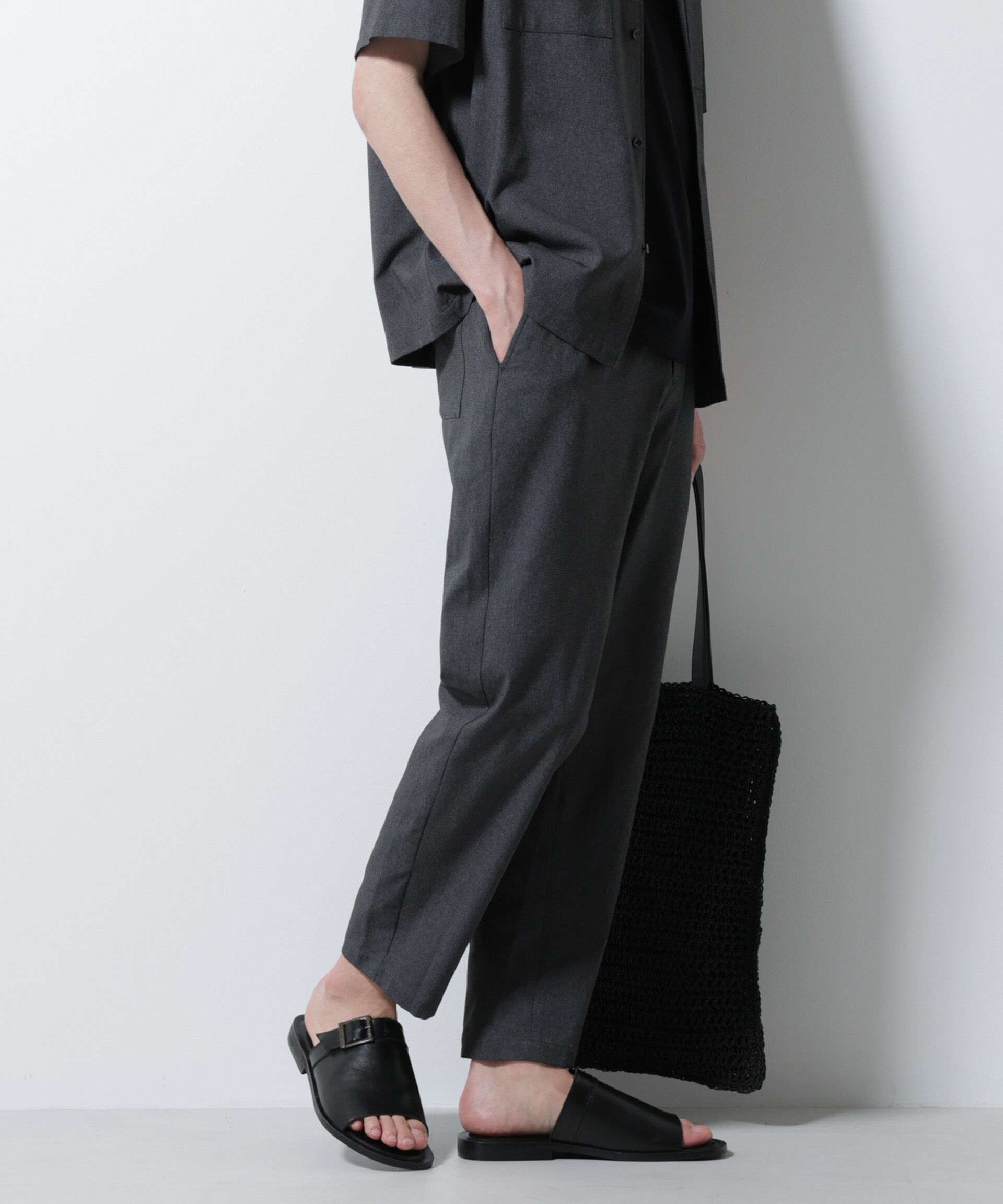 nano･universe「DotAir(R)ミニホールストレッチイージーパンツ/吸水速乾(セットアップ可)」|チノ|D.グレー2