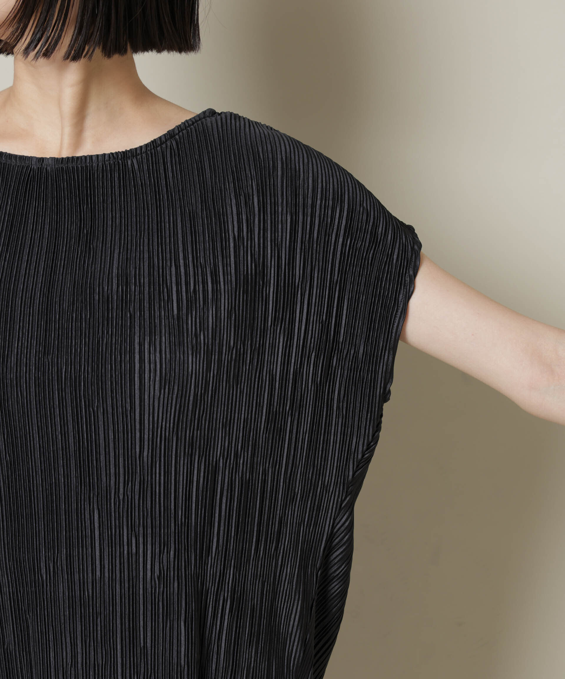 nano･universe「ランダムプリーツカットフレンチスリーブトップス(セットアップ可)」|Tシャツ・カットソー|