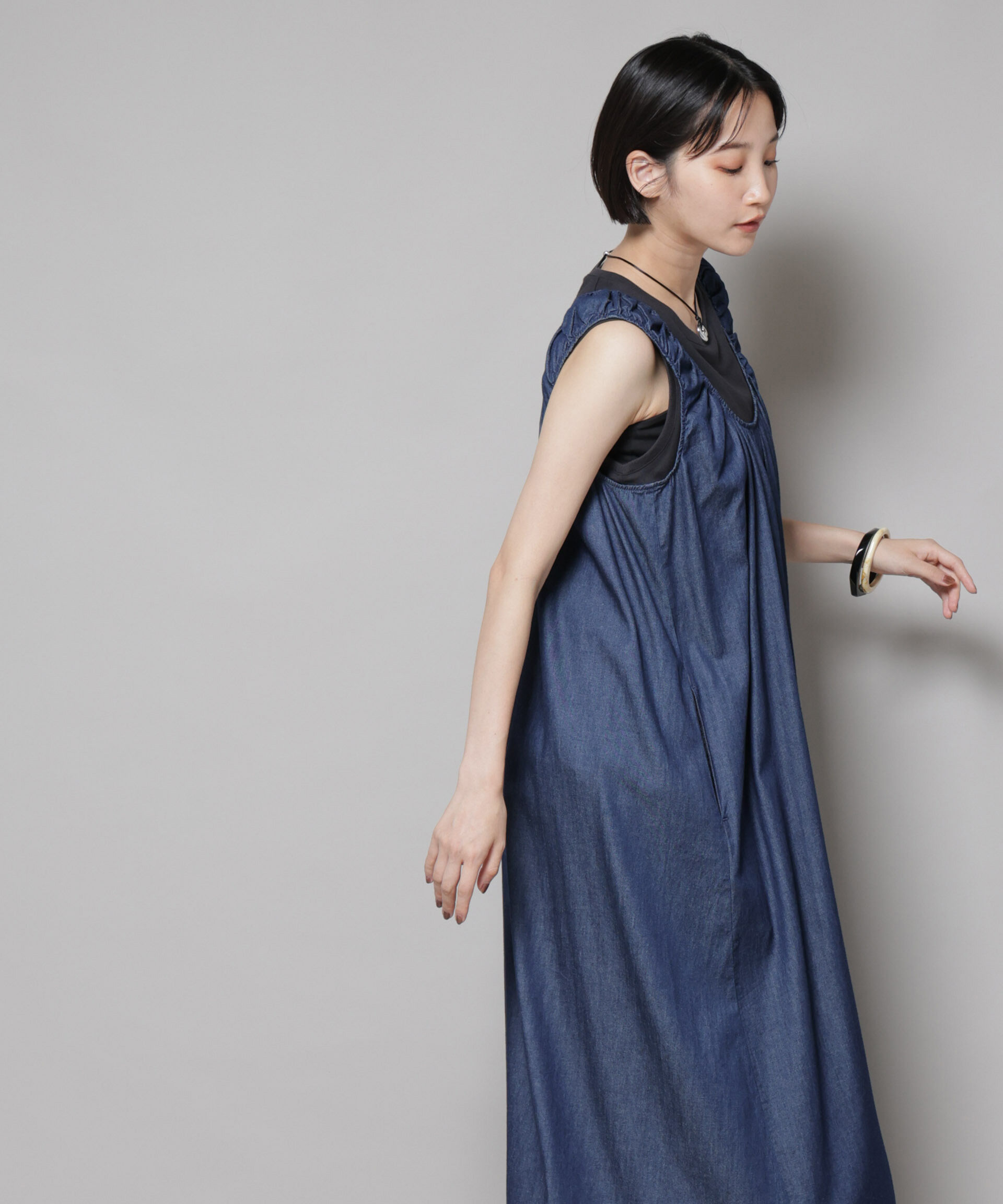 nano･universe「ギャザーデザインフレアデニムワンピース」|ワンピース|