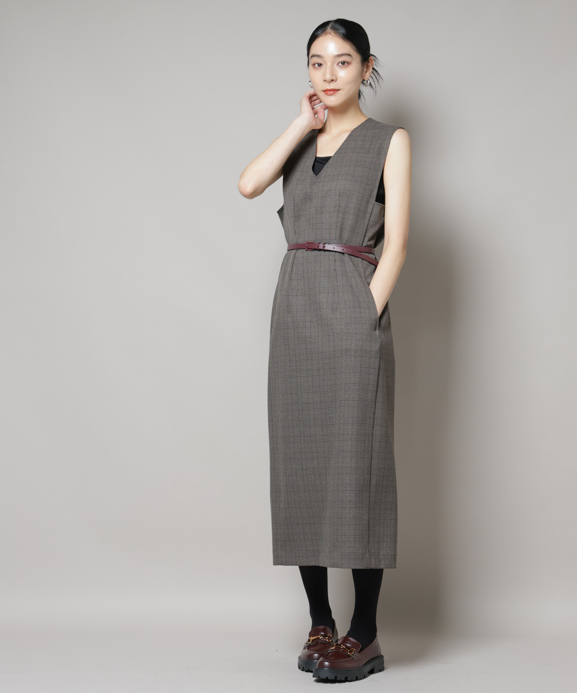 nano･universe「ストレッチサージチェックVネックワンピース(セットアップ可)」|ワンピース|