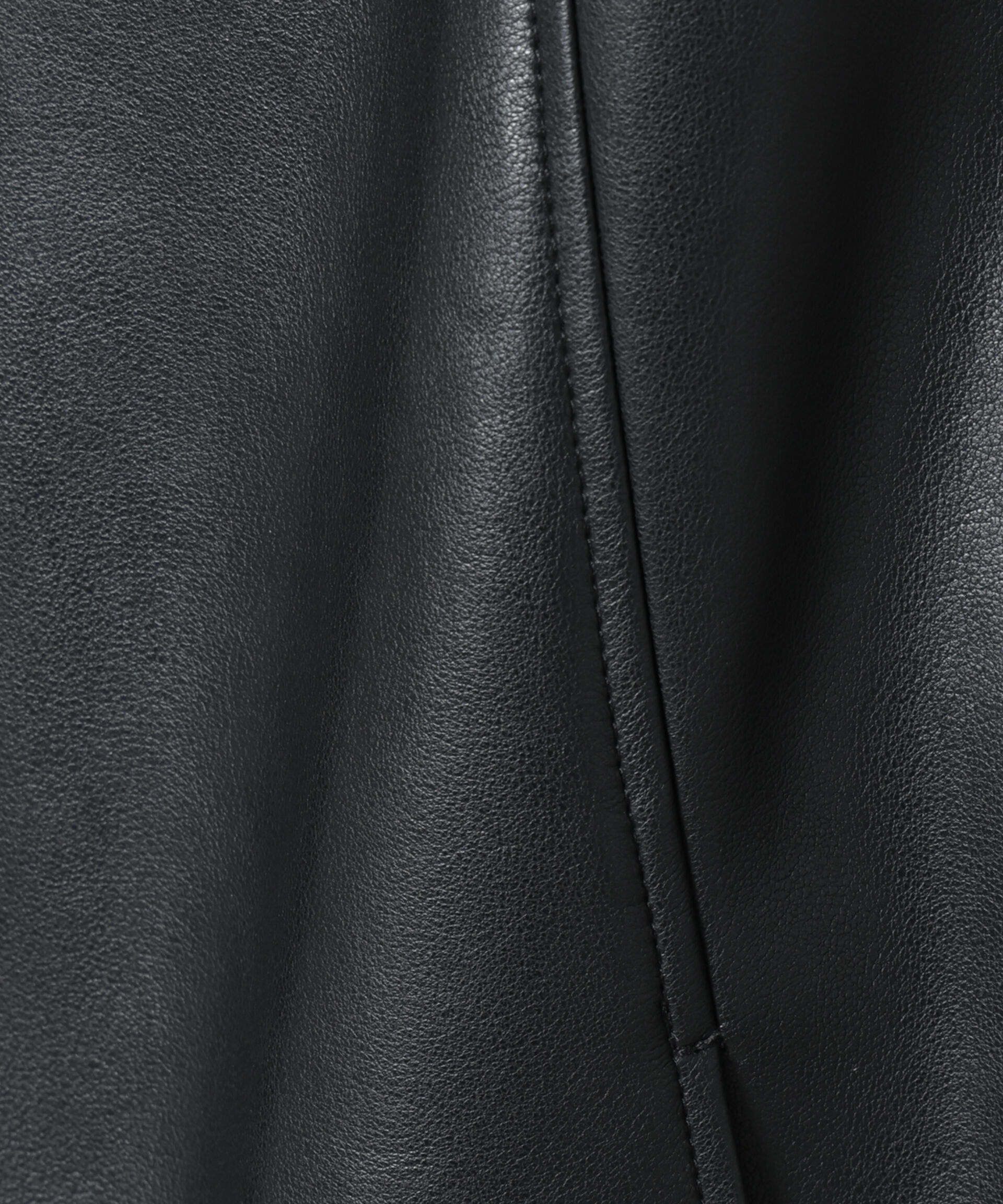  「フェイクレザードロストヘムベスト」|ベスト・ジレ|