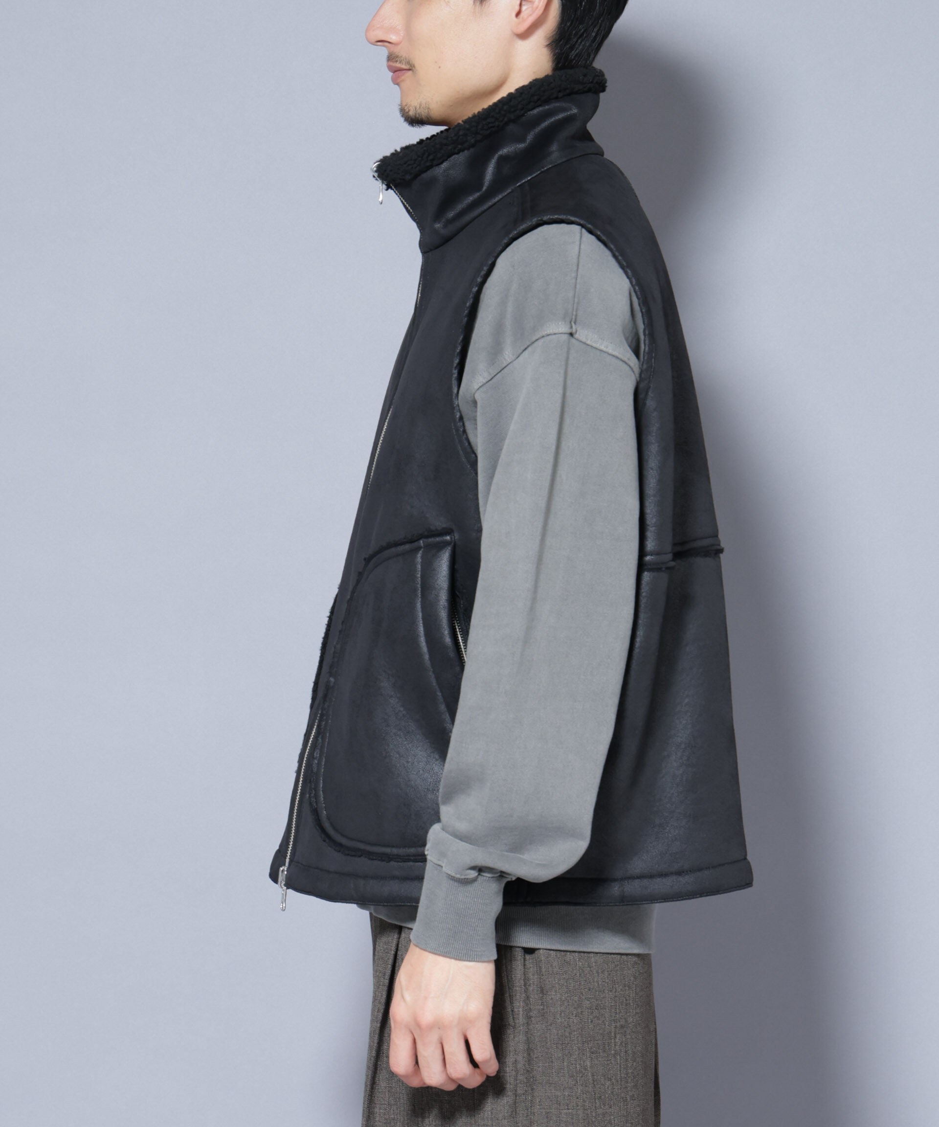 nano･universe「クラックフェイクムートンリバーシブルベスト」|ダウンベスト・ベスト|