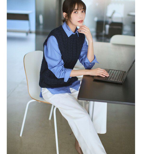 23区「【一部予約/見上愛さん着用/VERY掲載】CANCLINI シャーティング ベーシックシャツ」|シャツ・ブラウス|