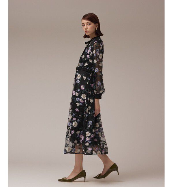 GRACE CONTINENTAL「マルチ刺繍フレアワンピース」|ワンピース|