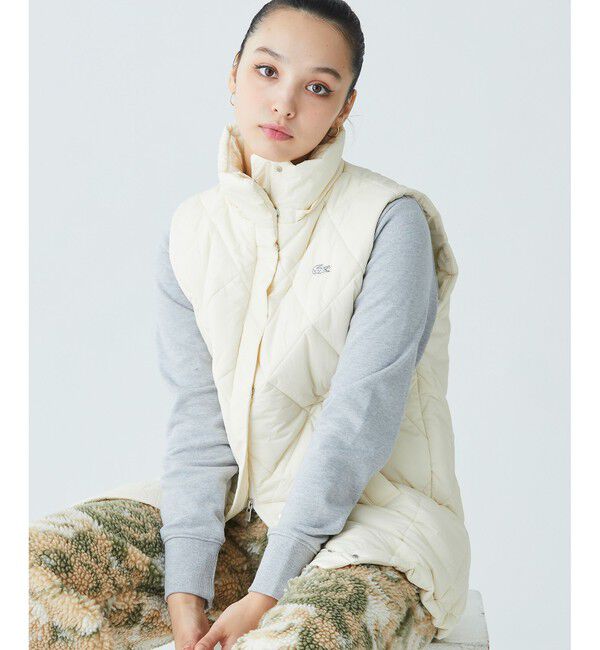 LACOSTE「撥水 ボリュームスタンドネック キルティングベスト / 2WAY フード取り外し可」|ダウンベスト・ベスト|アイボリー
