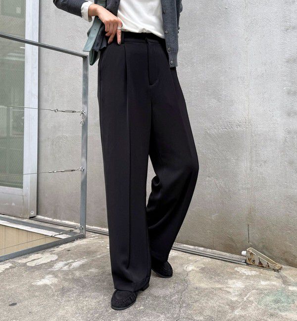 fredy emue「【人気商品の新型】とろみwarmタックスラックス」|スラックス|