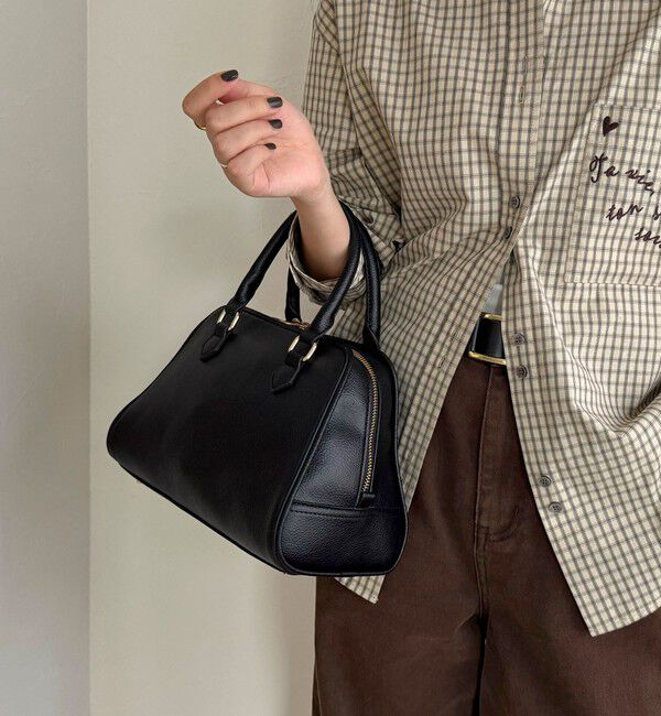 fredy emue「台形ファスナーボストンバッグ」|ショルダー・メッセンジャー|ブラック