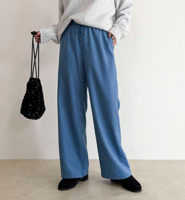 fredy emue「シルキーウォームセミワイドイージーパンツ」|チノ|