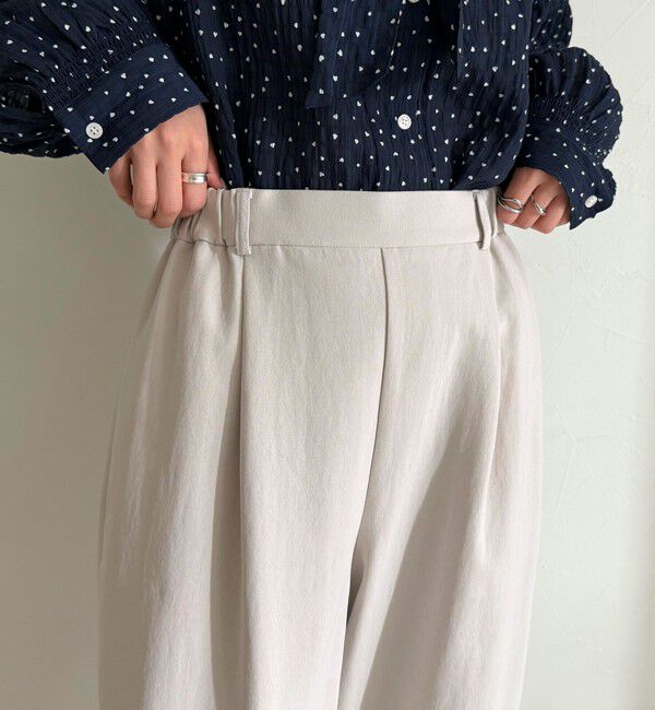 fredy emue「【セットアップ対応】パウダリーツイルイージーセミワイドパンツ」|チノ|