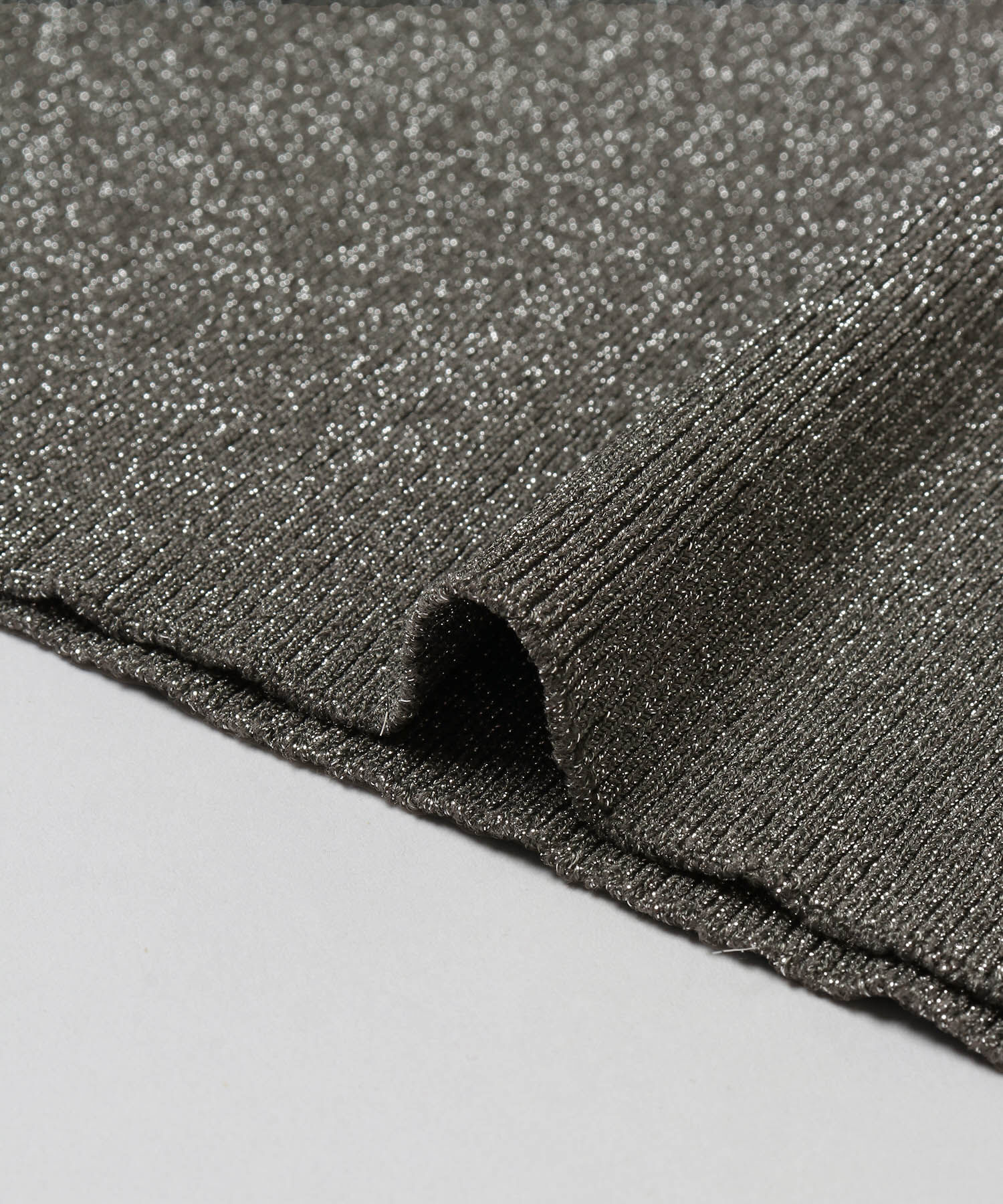 ROPE「パッド付きラメキャミソール」|キャミソール|