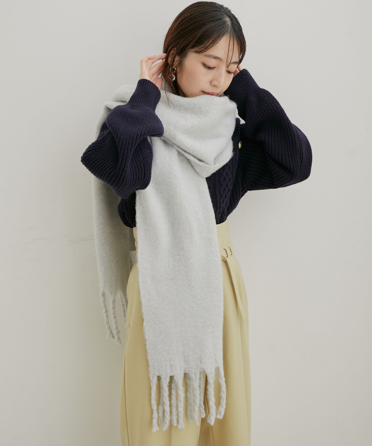 VIS「リサイクルポリふわふわ太フリンジマフラー」|マフラー|