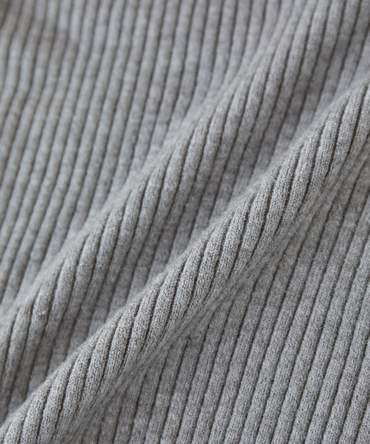 VIS「【新色追加】リブニットプチハイネックプルオーバー【低身長向けサイズ有】」|ニット・セーター|