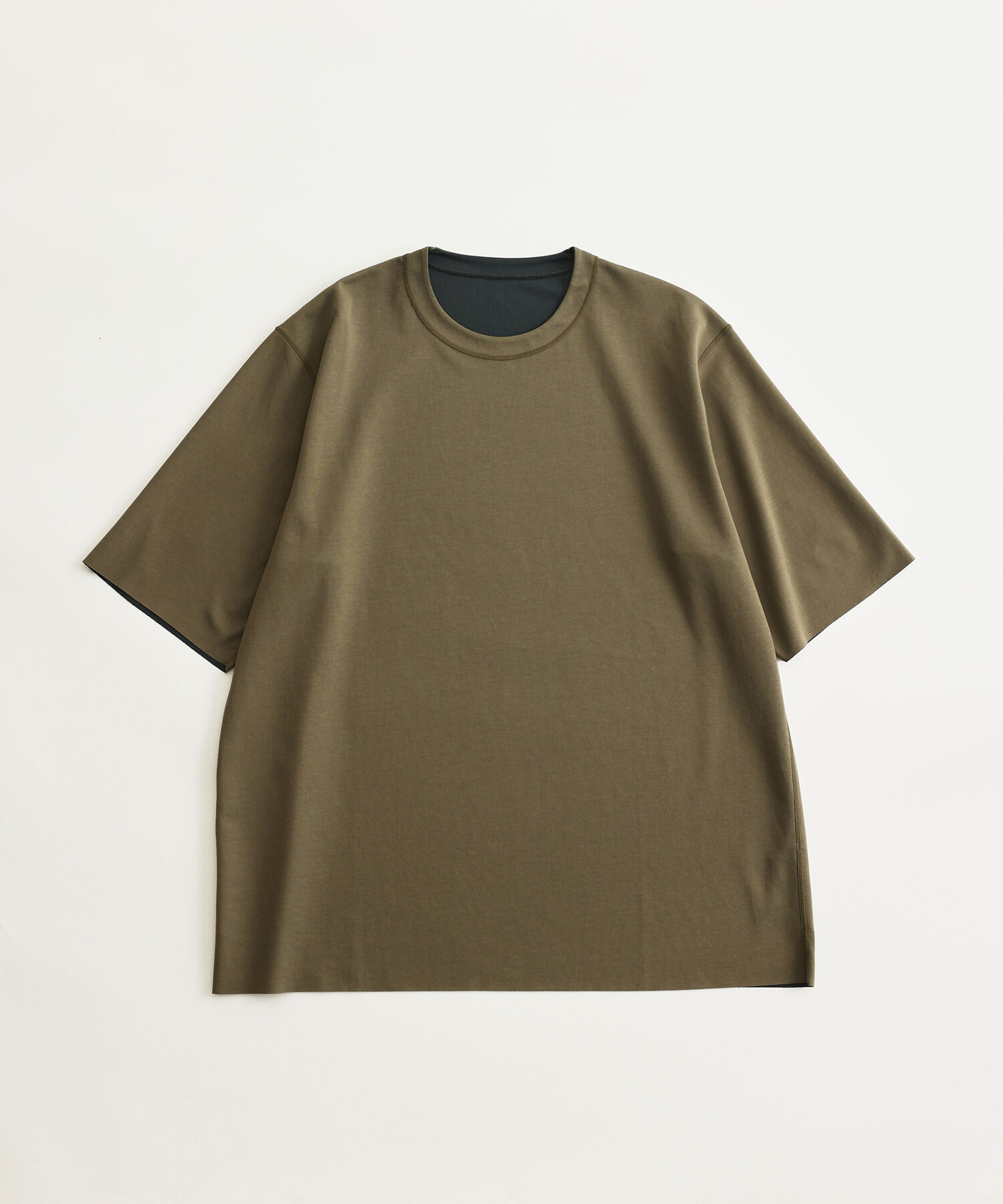 ADAM ET ROPE'「ハイゲージ シャンブレー リバーシブル Tシャツ」|Tシャツ・カットソー|オリーブ(37)