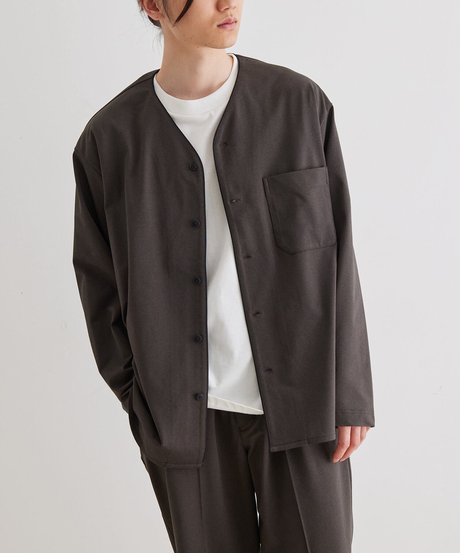 ADAM ET ROPE'「ボックスシルエット ジャージー カーディガン / 速乾 / 冷感 / イージーケア / ユニセックス」|カーディガン|ブラック(01)